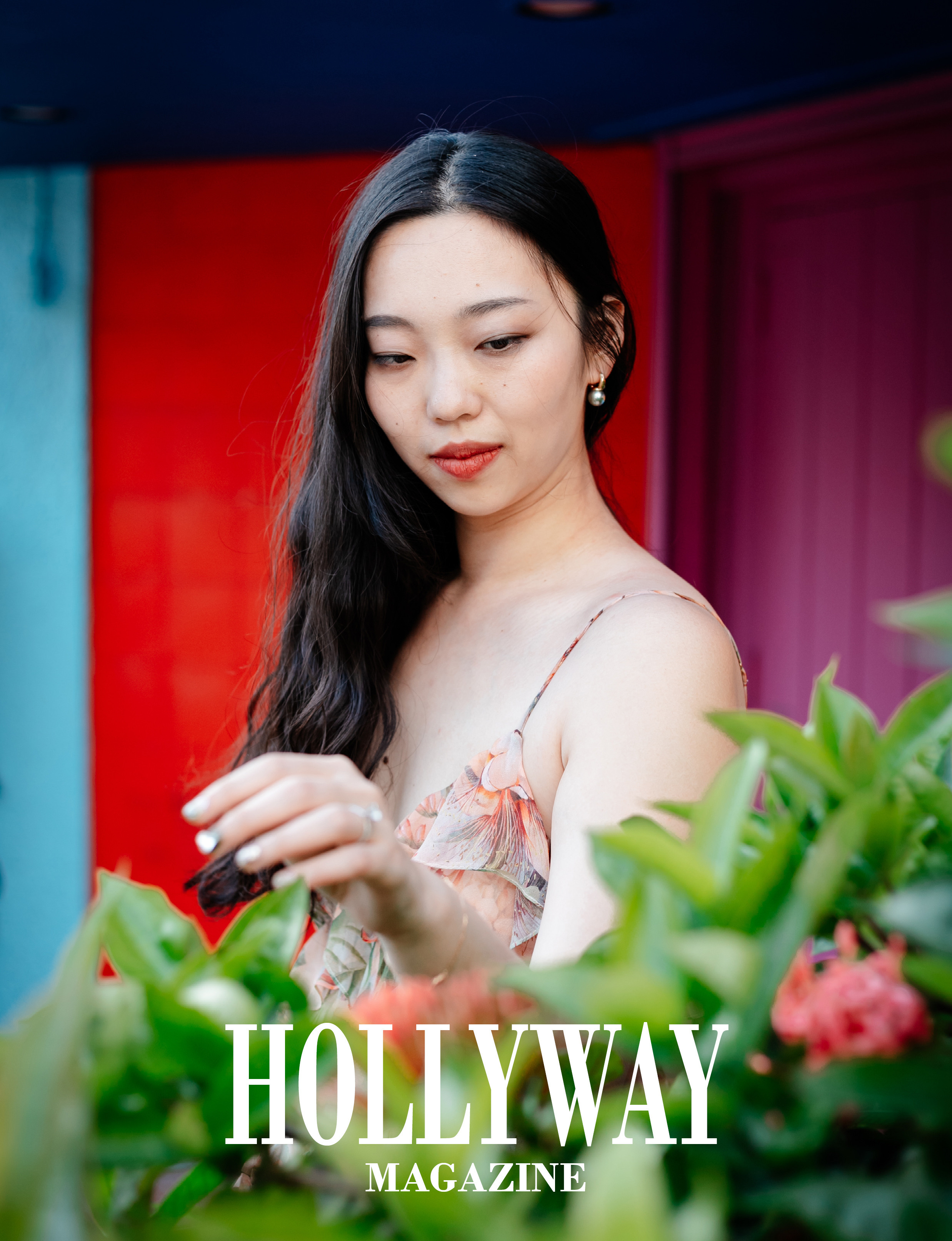 HOLLYWAY June 2023. Portrait and graduation photographer Marina Simanava