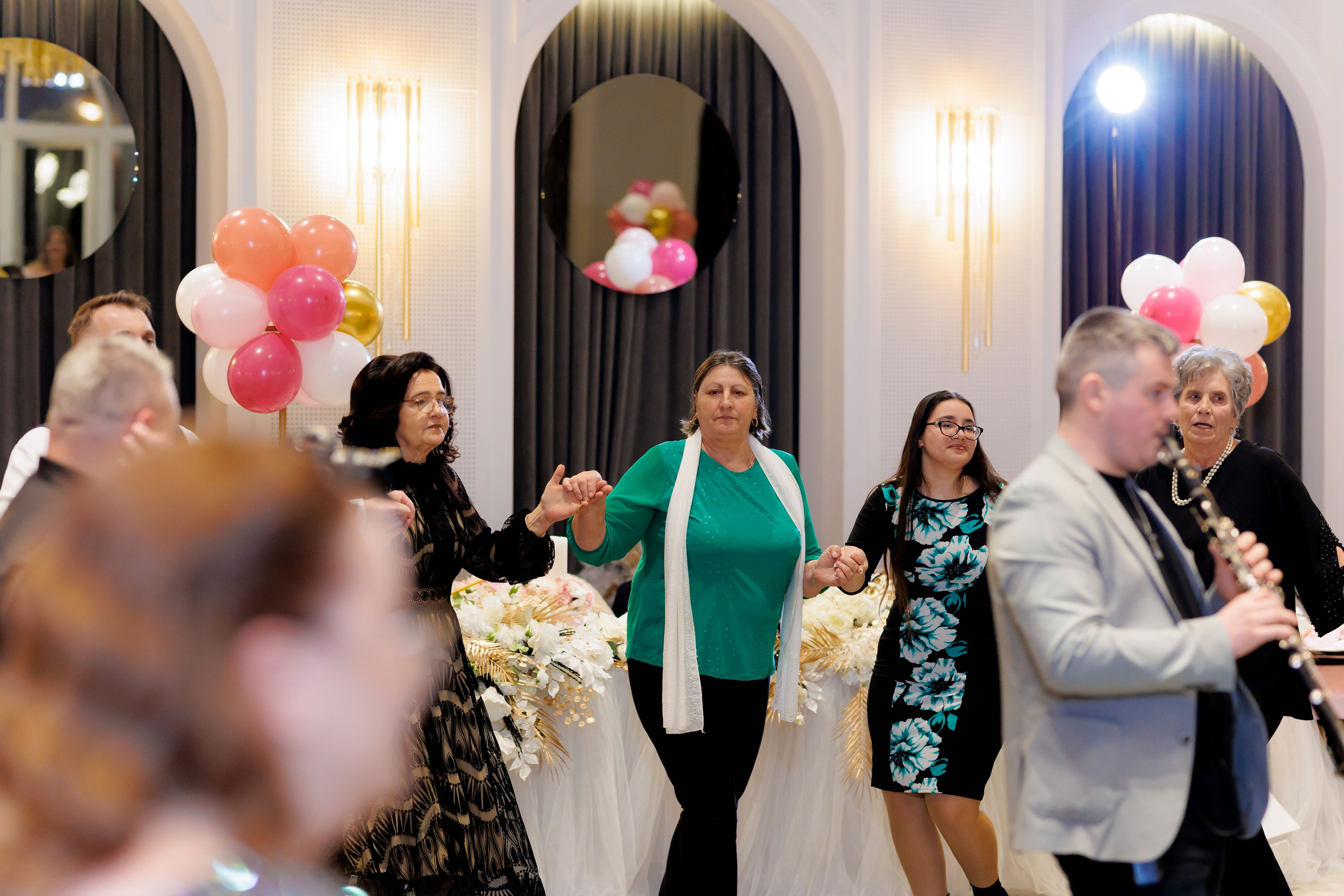 Povestea voastră, regizată de noi |Cristi Turculet Videograf Nuntă Suceava | wedding highlight. Servicii foto-video profesionale, pentru momente de neuitat