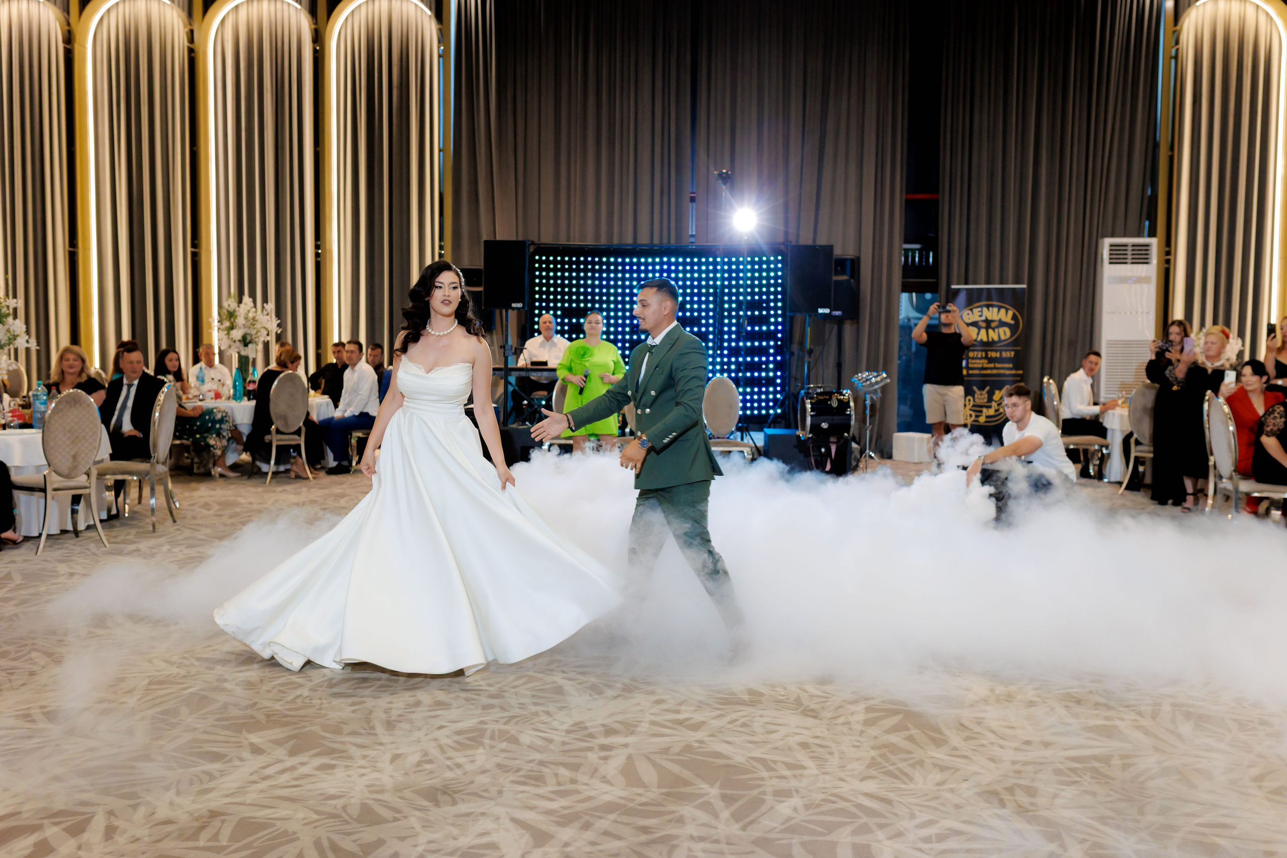 Nunta Nicoleta & Răzvan | Fotografie & Videografie Profesională. Servicii foto-video profesionale, pentru momente de neuitat