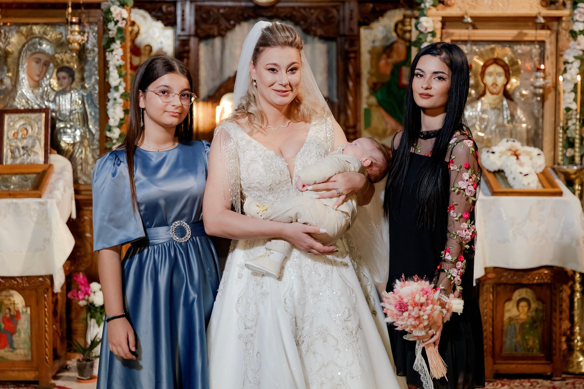 Mihai & Oana. Servicii foto-video profesionale, pentru momente de neuitat