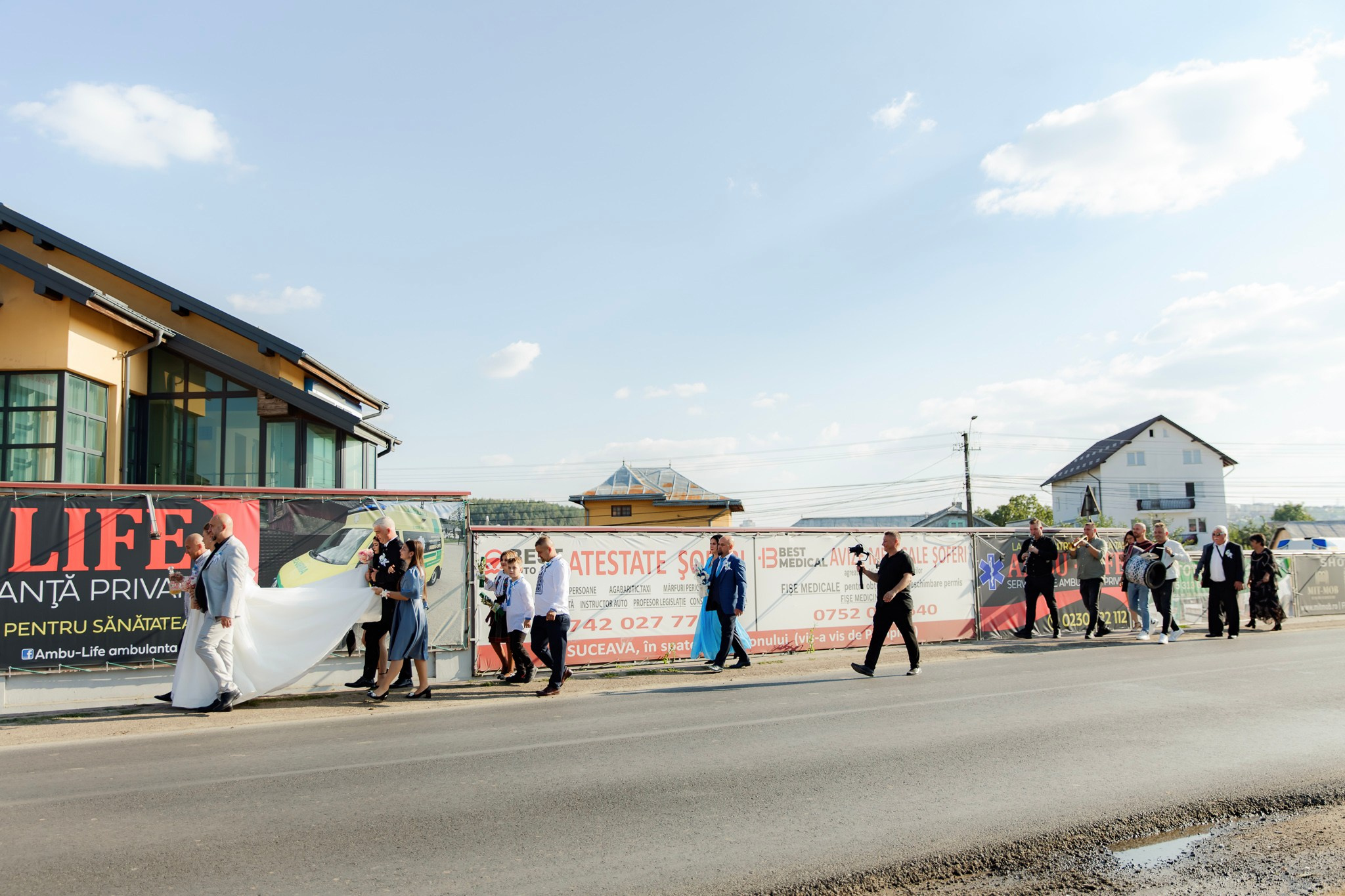 Mihai & Oana. Servicii foto-video profesionale, pentru momente de neuitat