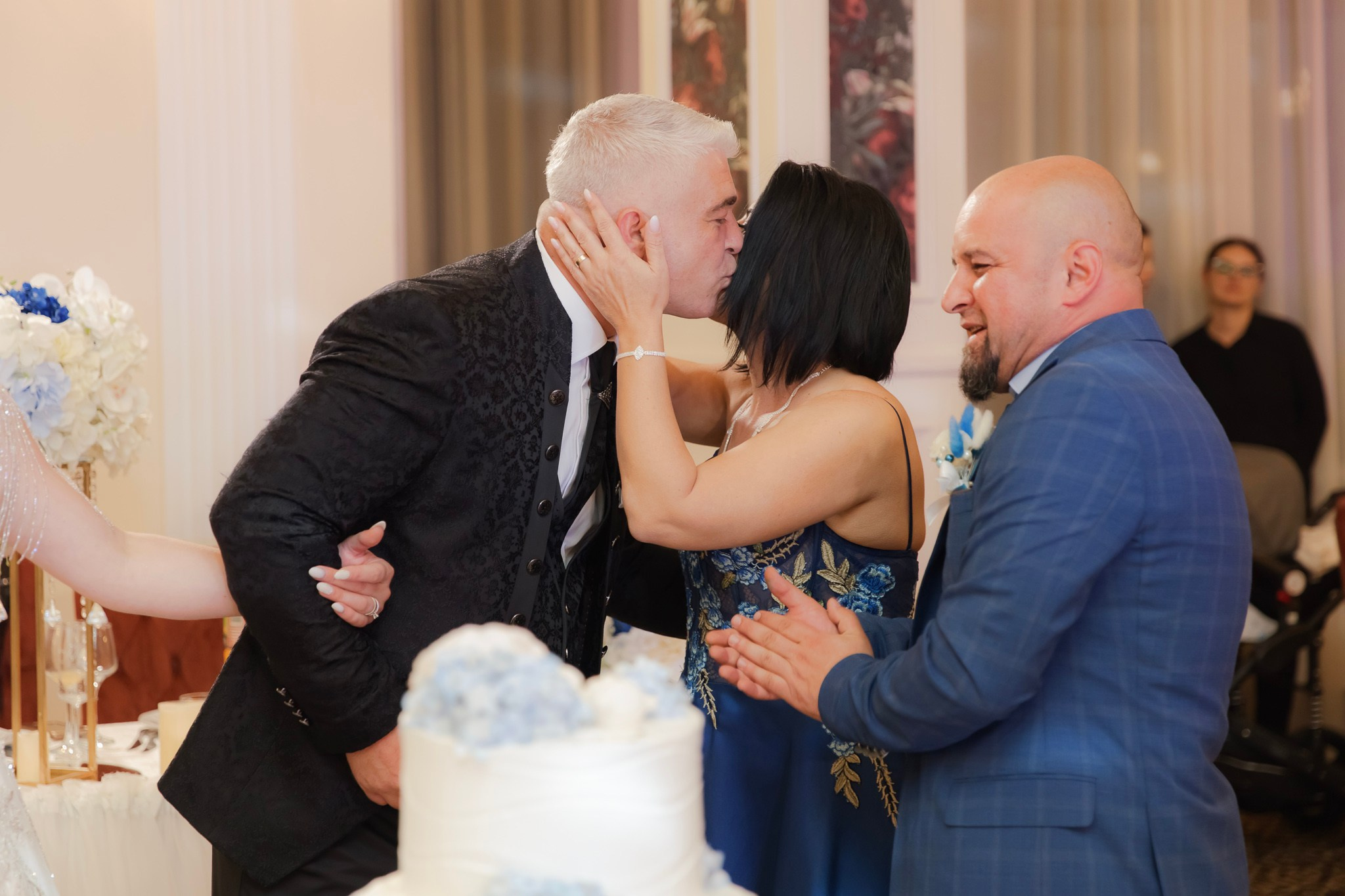 Mihai & Oana. Servicii foto-video profesionale, pentru momente de neuitat