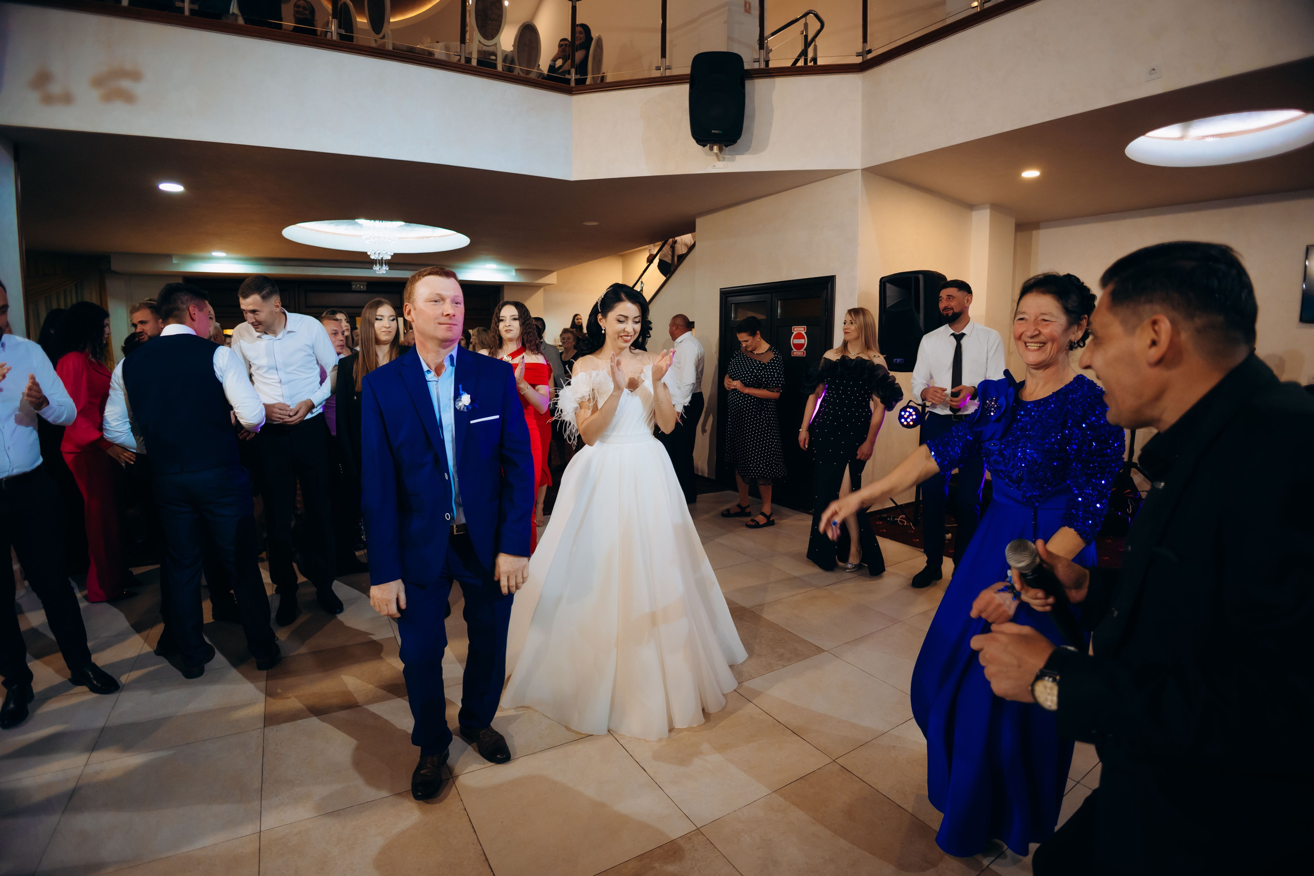 Loredana & Emilian – Ziua Nunții | Videografie - fotografie Botez Suceava, Iași, Botoșani. Servicii foto-video profesionale, pentru momente de neuitat