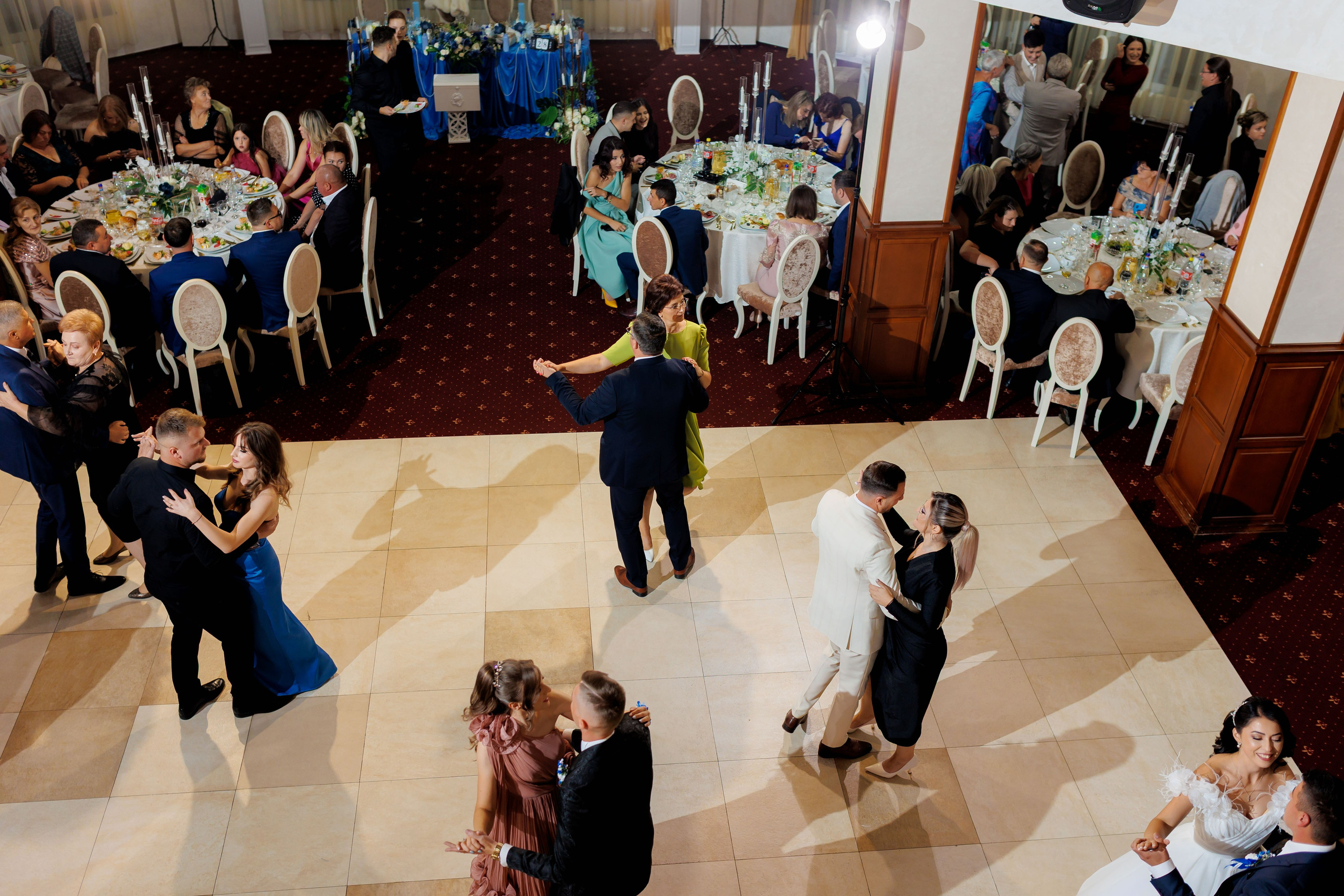 Loredana & Emilian – Ziua Nunții | Videografie - fotografie Botez Suceava, Iași, Botoșani. Servicii foto-video profesionale, pentru momente de neuitat