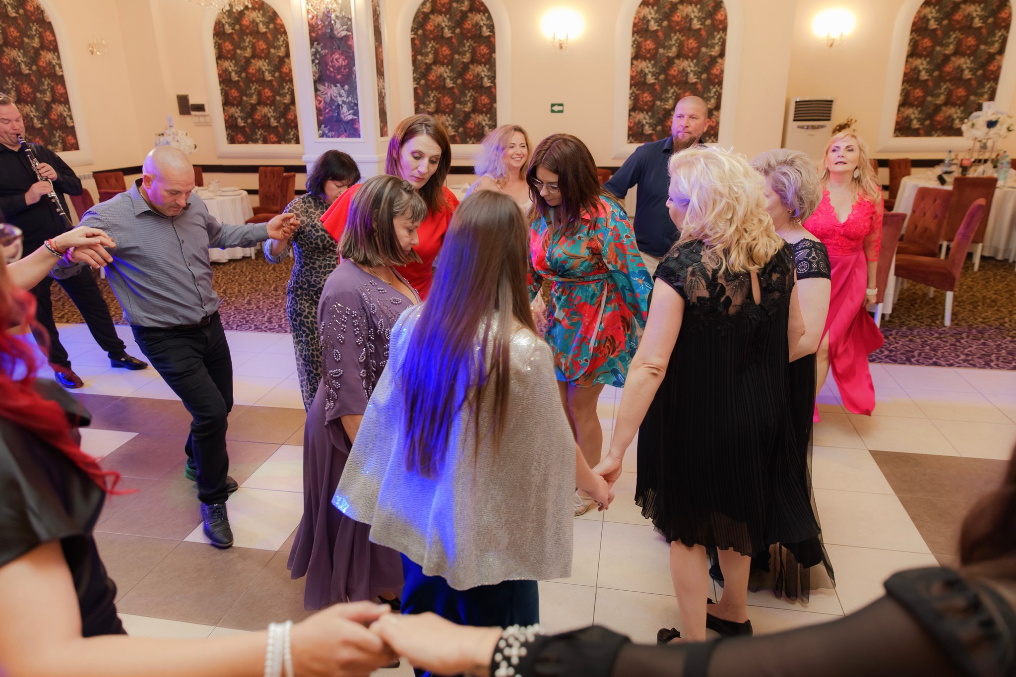 Mihai & Oana. Servicii foto-video profesionale, pentru momente de neuitat