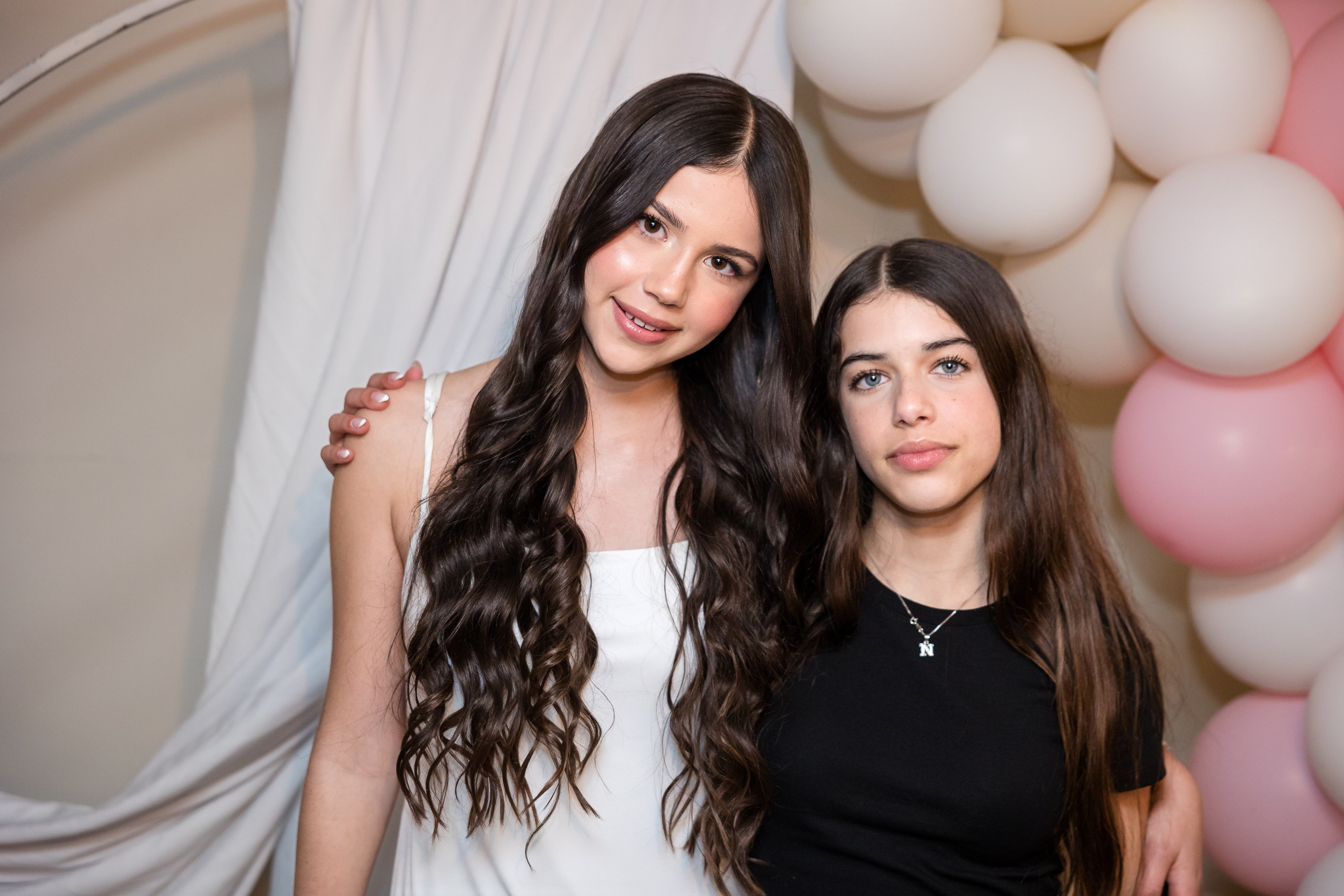 Noya. AMIR BUCHNIK PHOTOGRAPHER