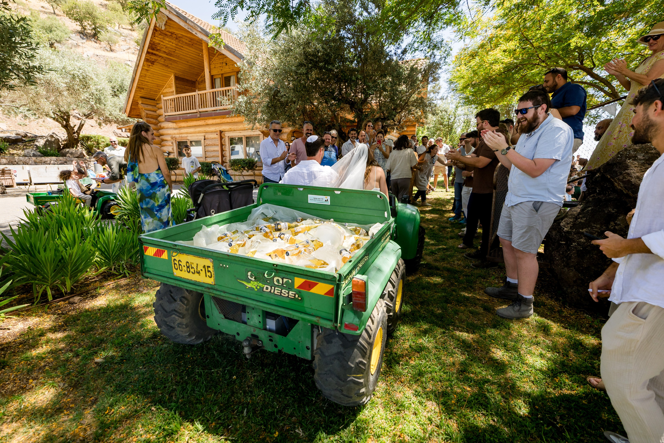 Omar & Nimrod. AMIR BUCHNIK PHOTOGRAPHER