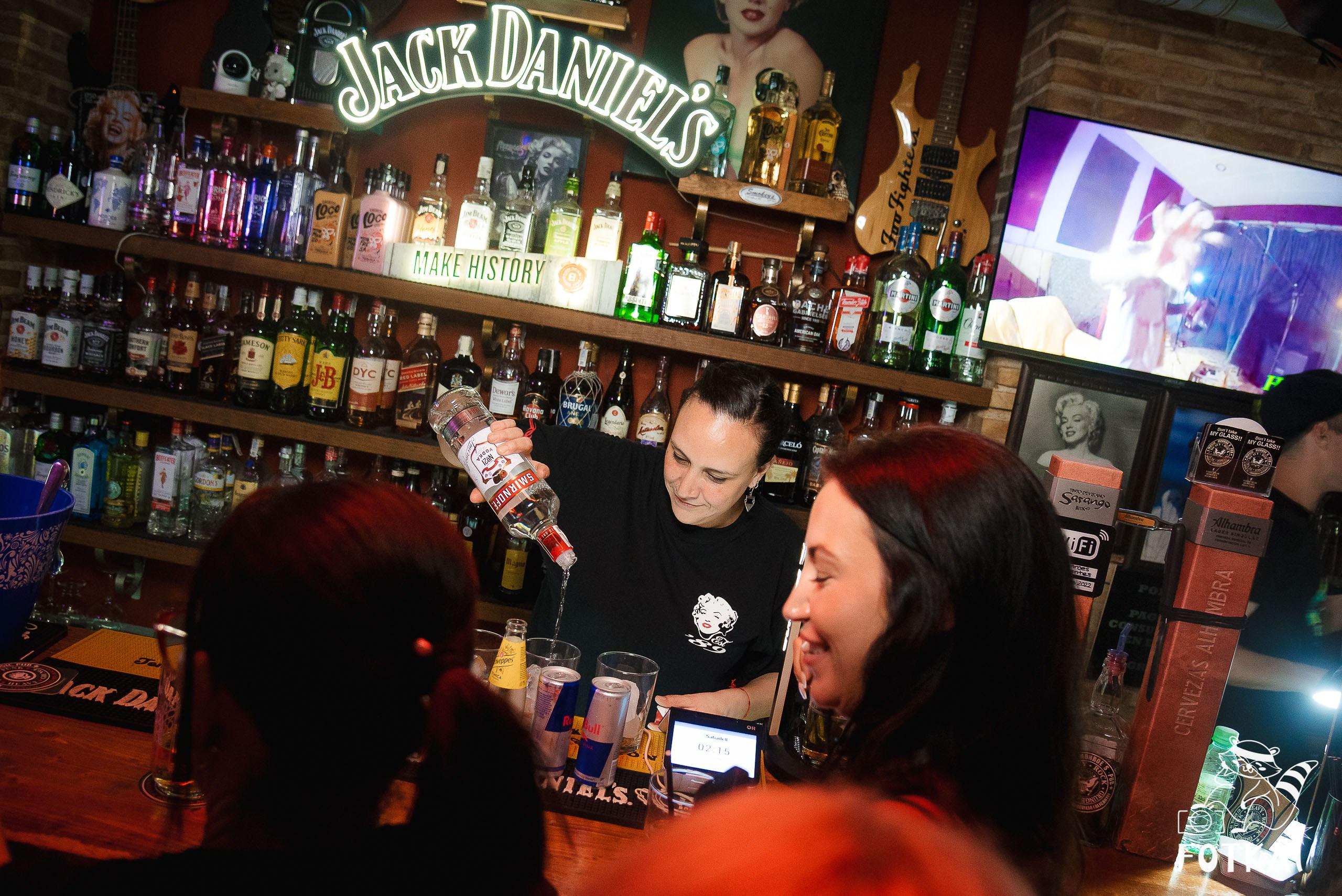 Monroe’s Rock Bar Torrevieja: Reportaje fotográfico 01.08.25 | FOTKAI