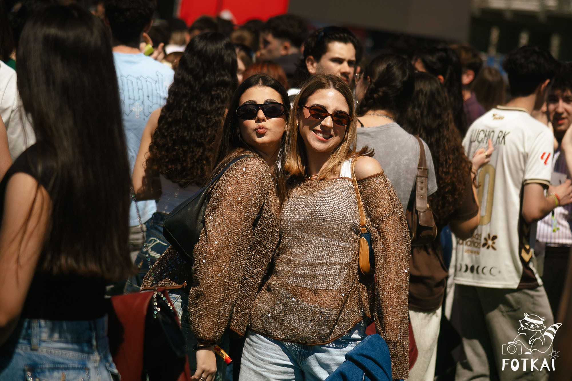Costa Sonora 2026 Alicante Day 1 Photos — Find Yourself, Friends and Festival Crowd | FOTKAI