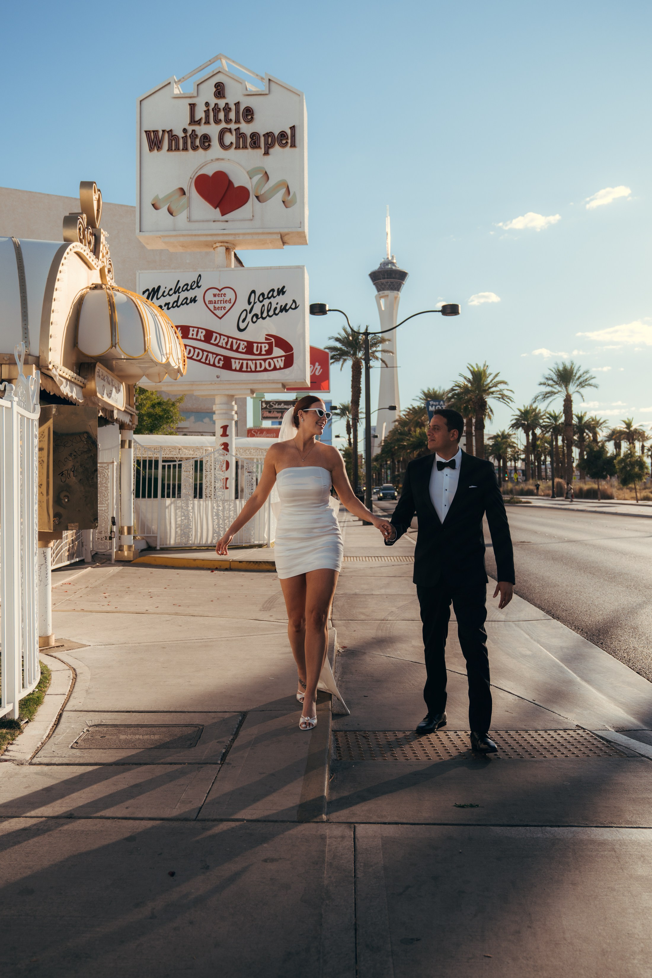 Lucas&Megan. Wedding & elopement photographer Viktoriya Kravtsov. Las Vegas