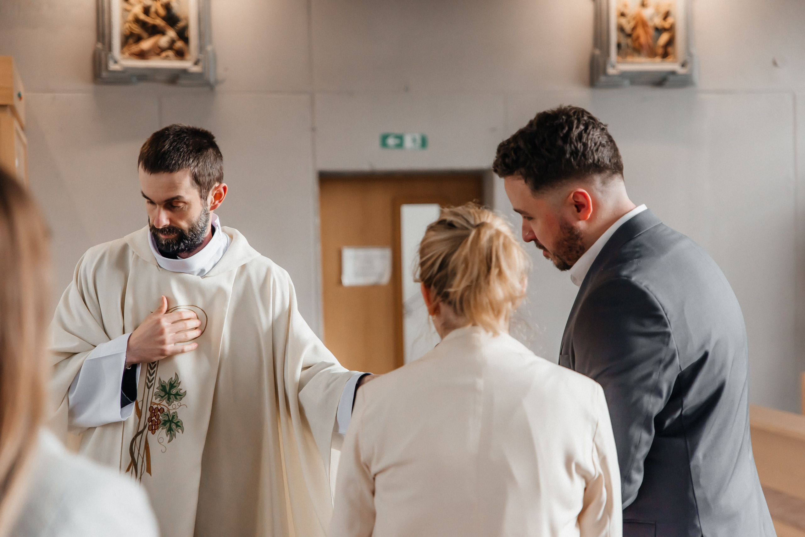 Chrzest Maja. Eugene Save – Fotograf Ślubny i Rodzinny | Warszawa i Cała Polska