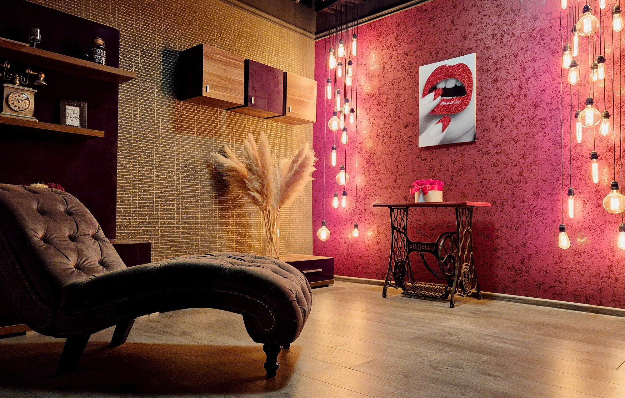 Prezentare studio foto personal Galati. Setup decoruri. Studio foto Galati sexy — boudoir fotograf freelancer Florin Costache