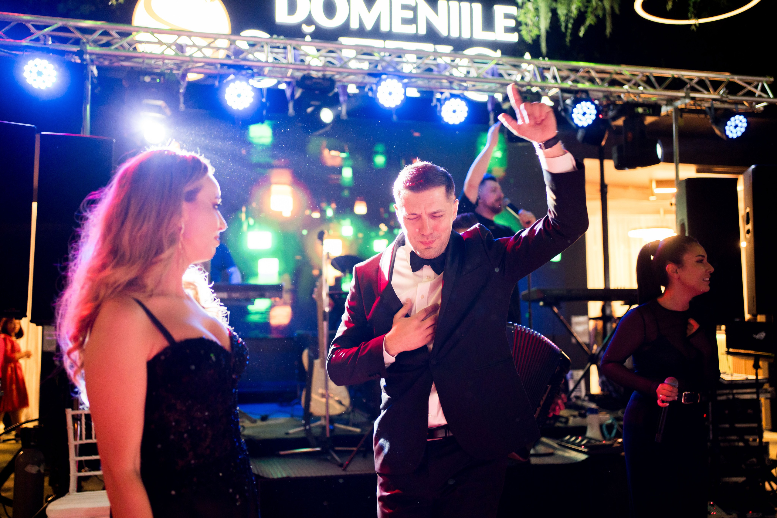 PARTY. Gabriel Florea — Fotograf nuntă București