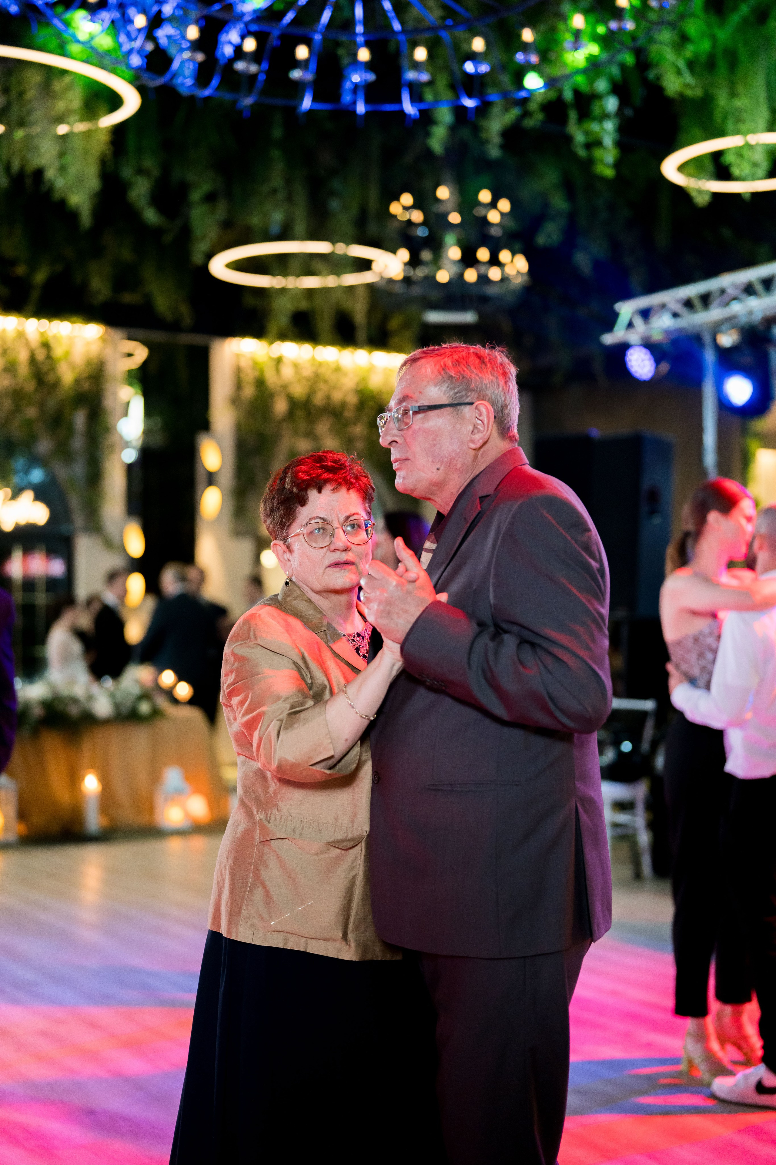 PARTY. Gabriel Florea — Fotograf nuntă București