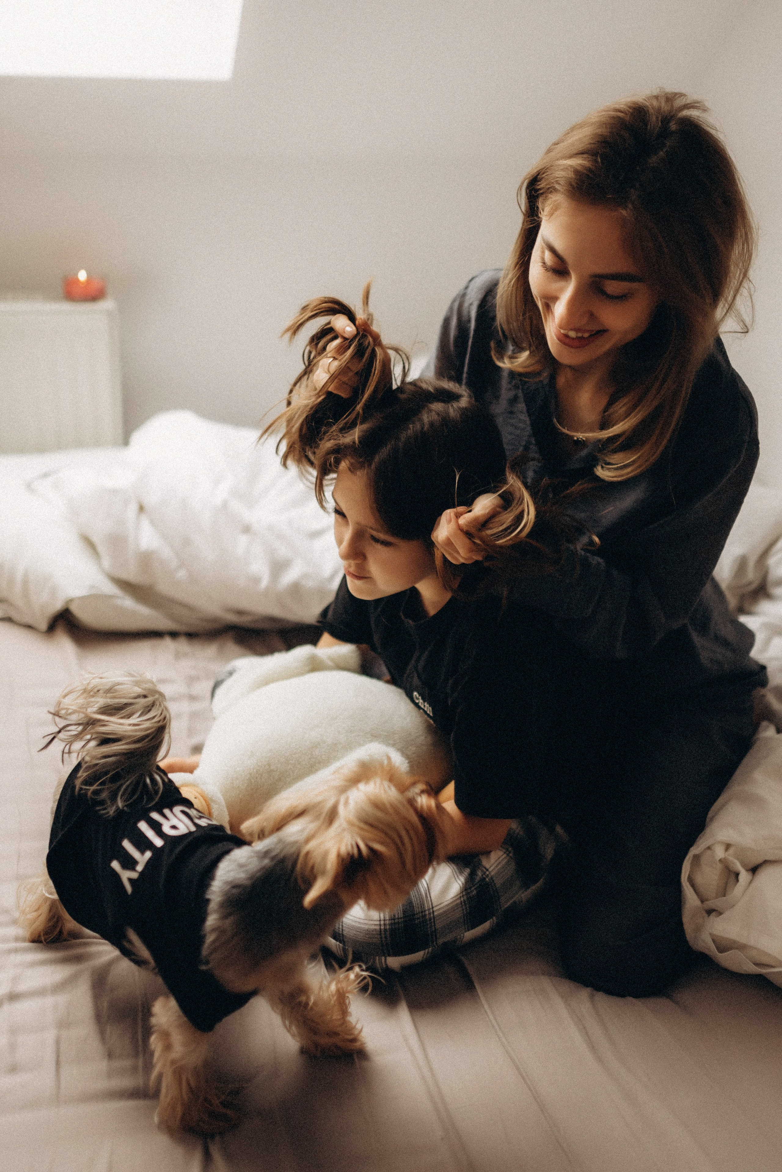 Домашняя фотосессия мама и ребенок. Семейный фотограф Лейпциг, Германия