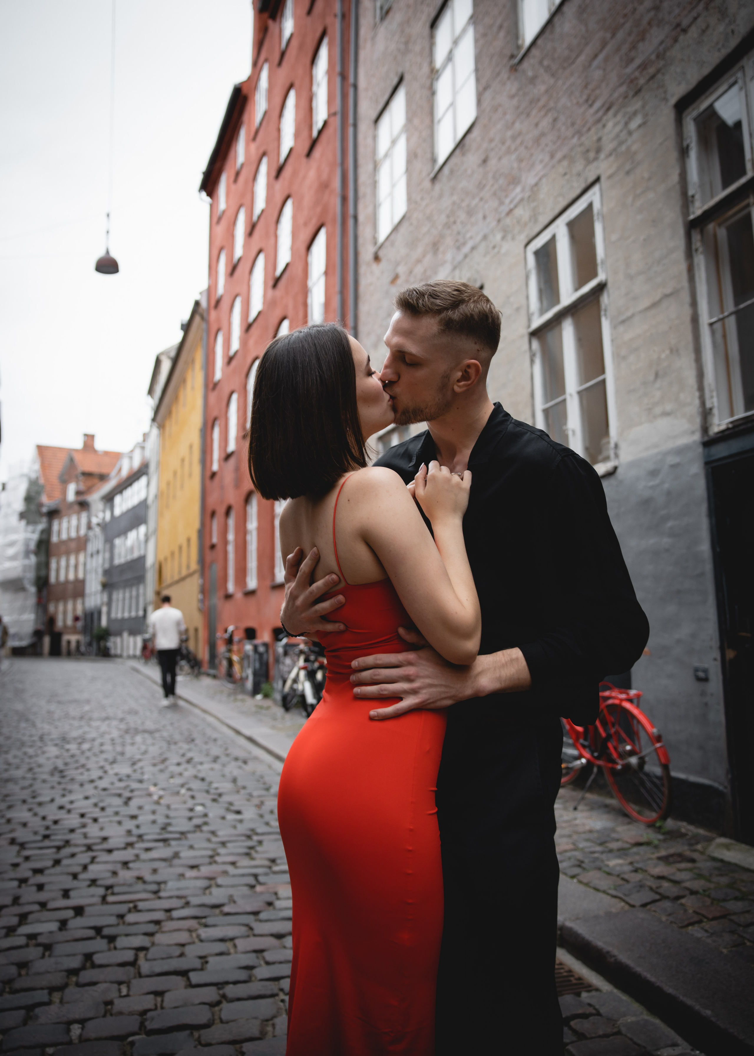 Julia and Filipp. Professional wedding photographer in Copenhagen, Denmark — Julia Byron
