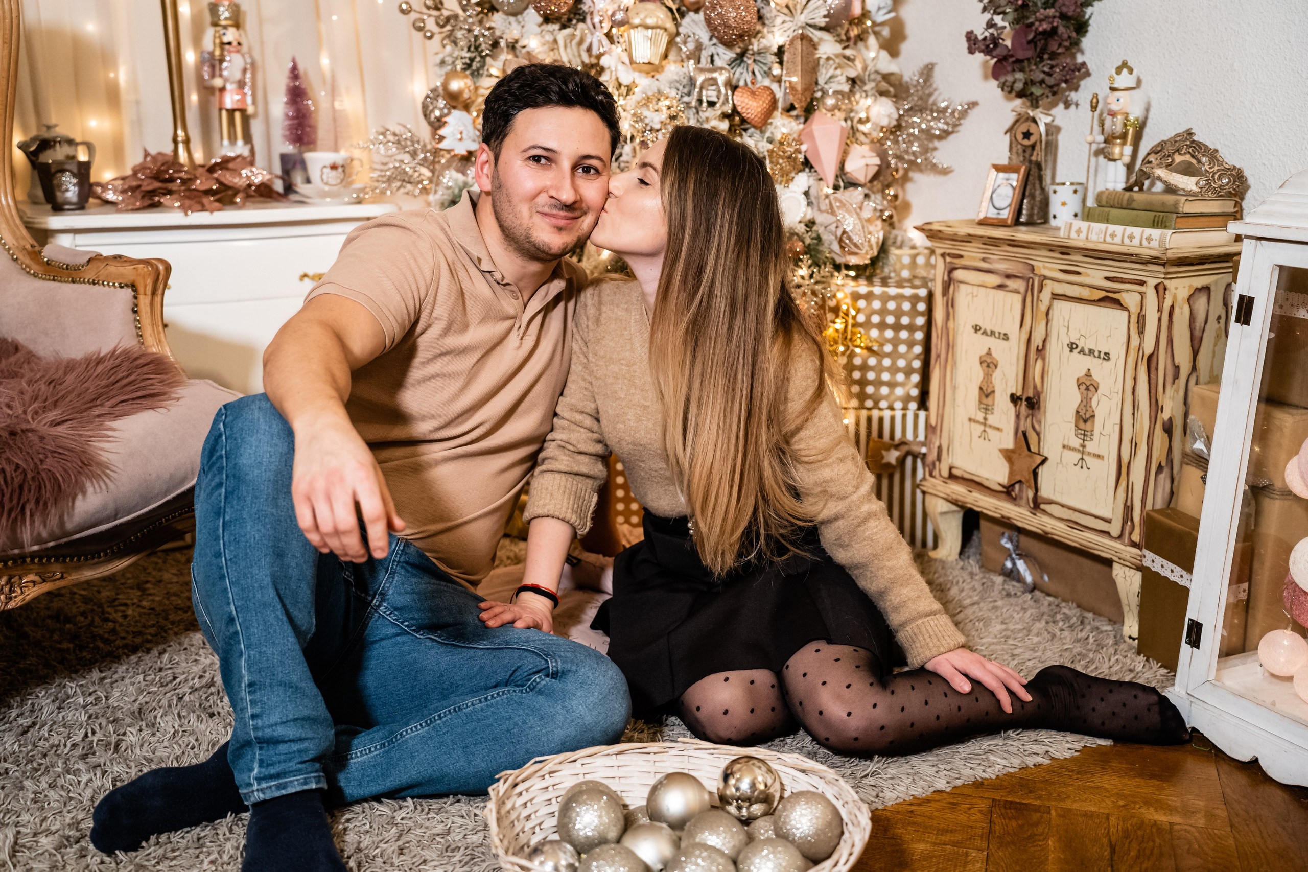 Clara and family. Acasă