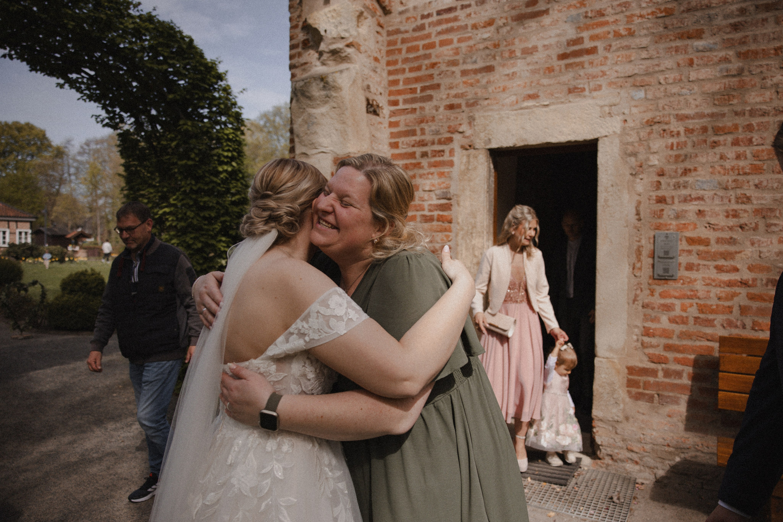 Lorena & Jan l Schloss Sythen. Hochzeitsfotografin Bochum | Halyna Reiche Fotografie NRW