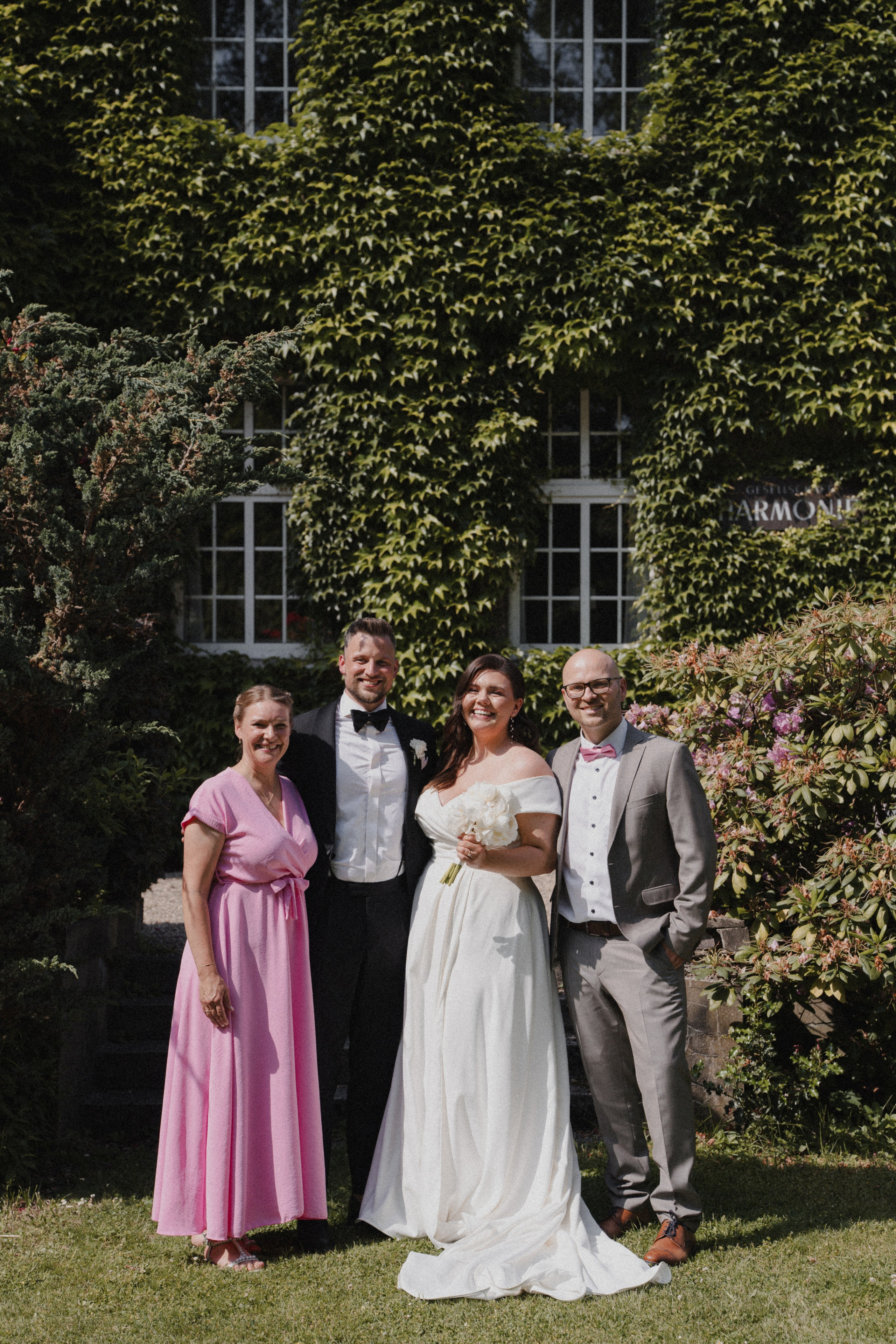 Jessica & Felix I Gesellschaft Harmonie Bochum. Hochzeitsfotografin Bochum | Halyna Reiche Fotografie NRW