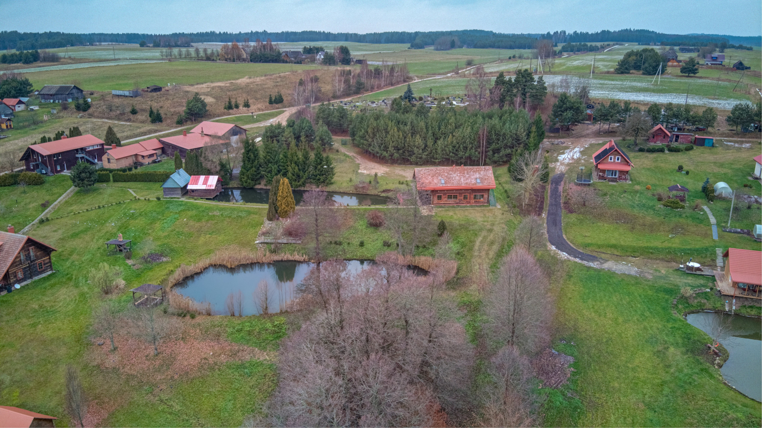 Trakų raj. sodyba. Elina Sapiega fotografė Vilniuje