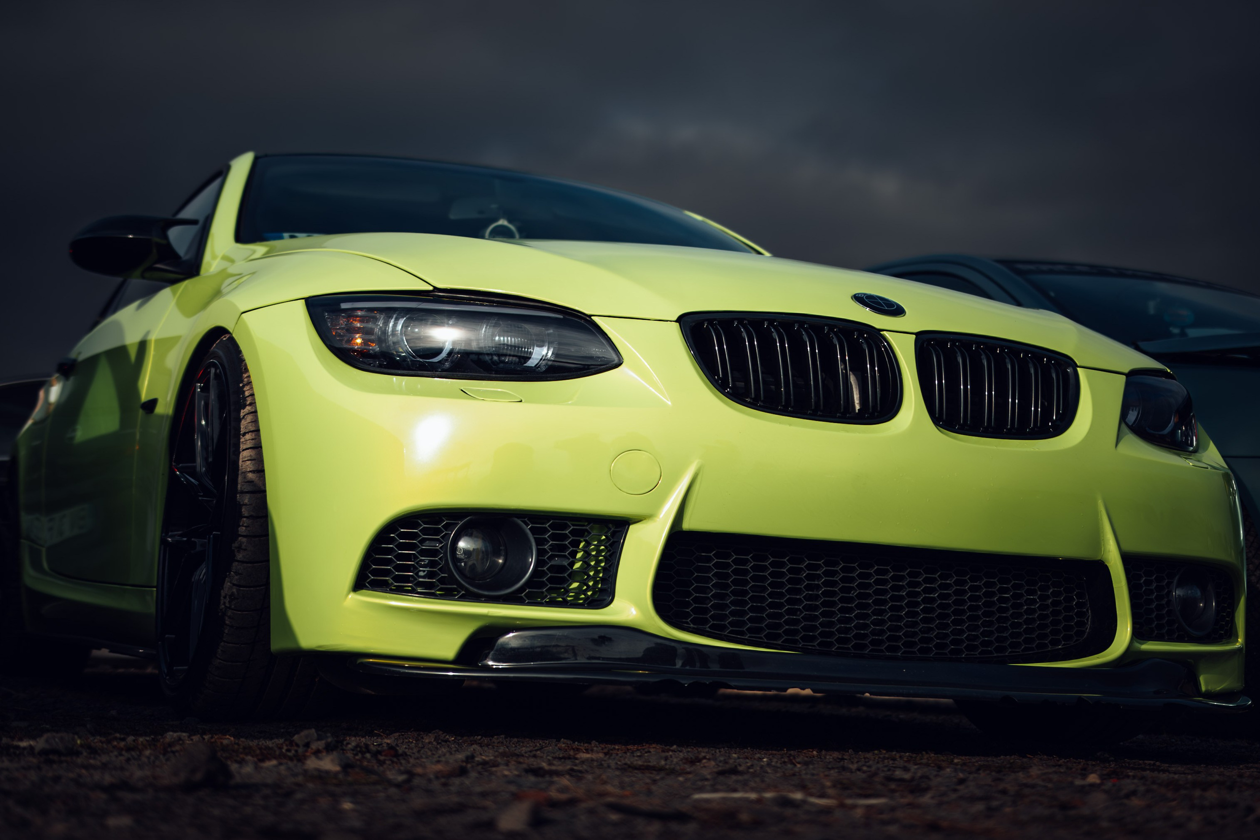 Masini. Ionut Brehuescu — Fotograf