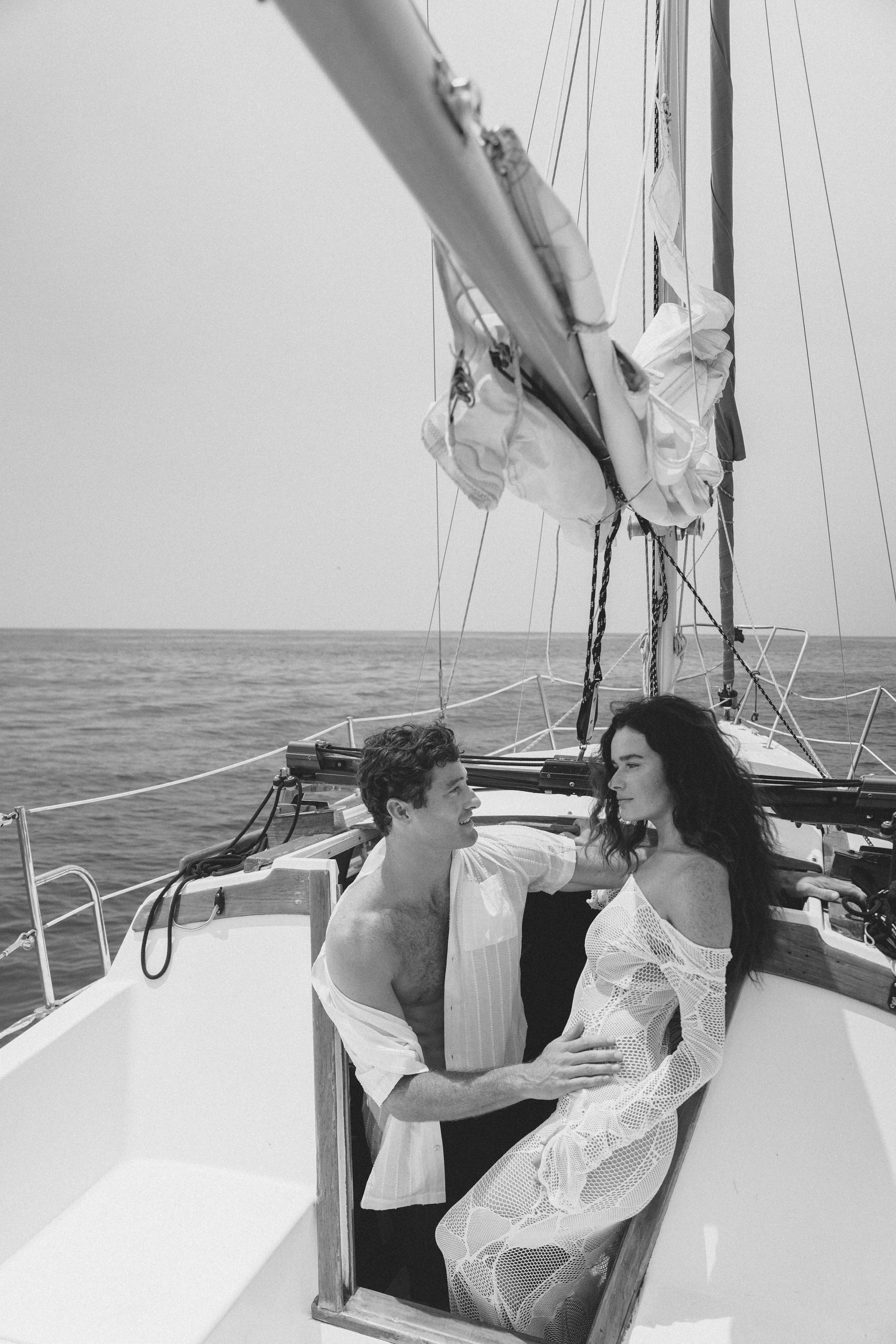 Love on the boat. Main