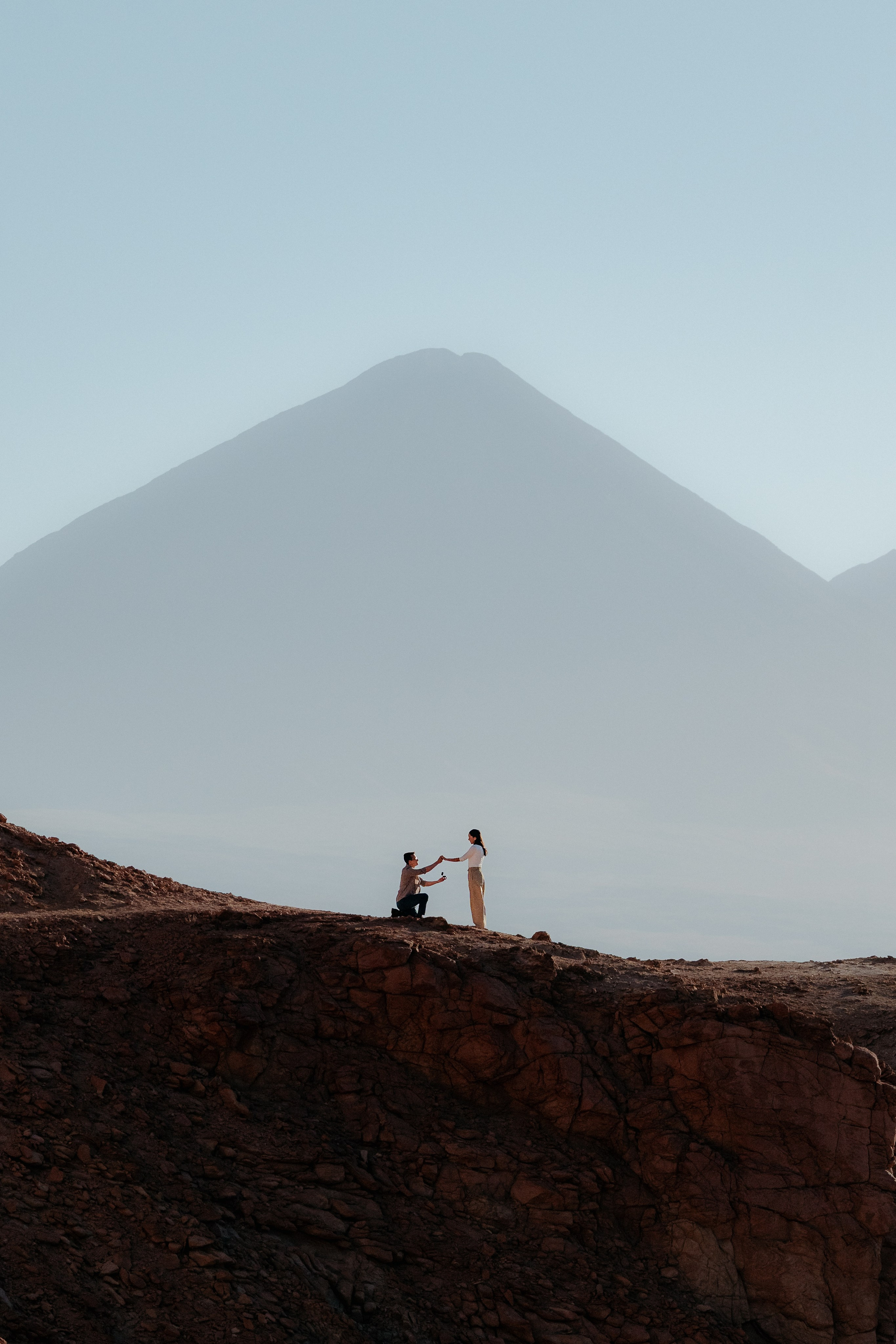 Sessão casual no Vale dos Cogumelos. Fotógrafo em San Pedro de Atacama