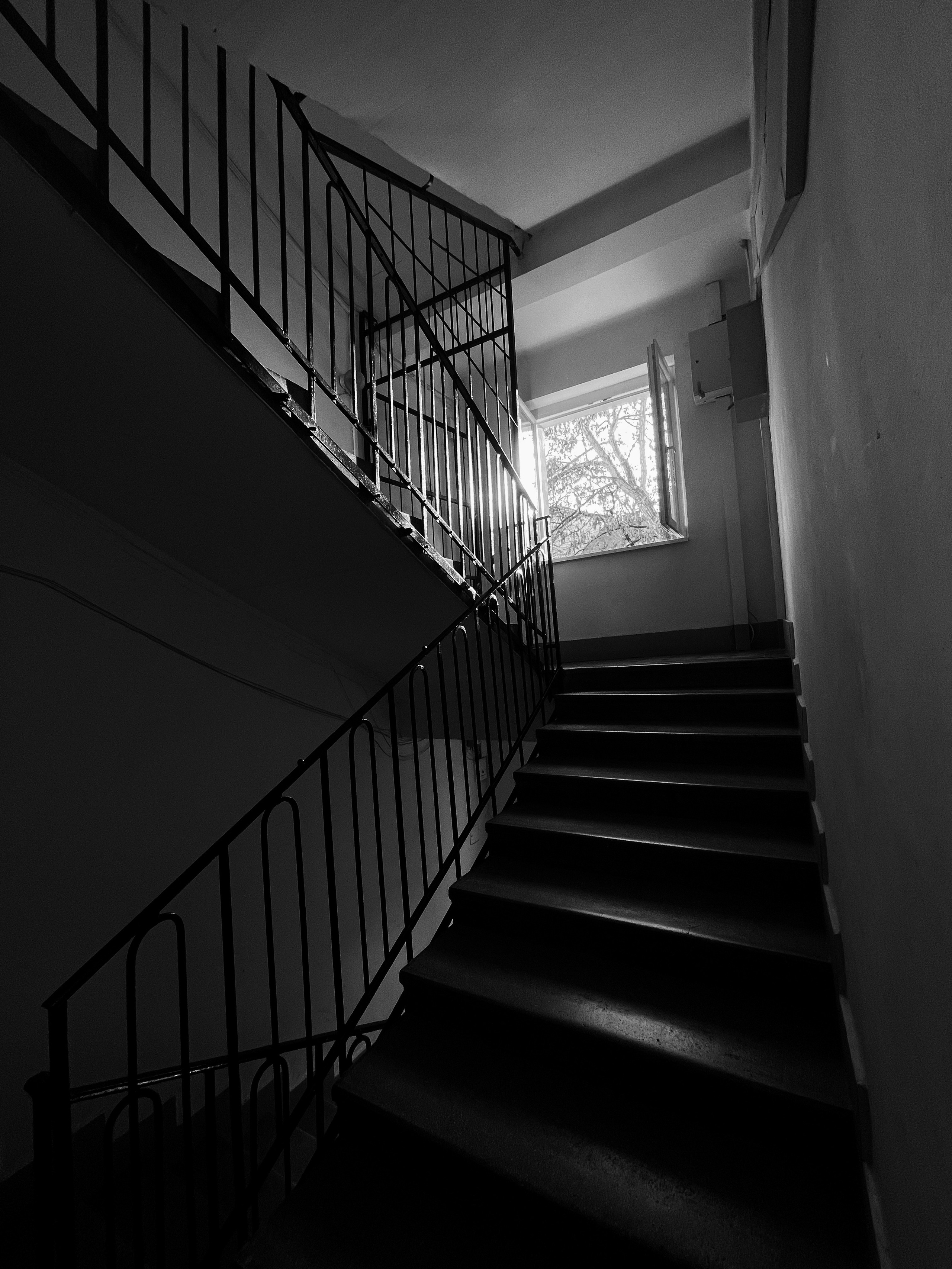 upstairs | Budapest 2026 | IPHONE 12 PRO