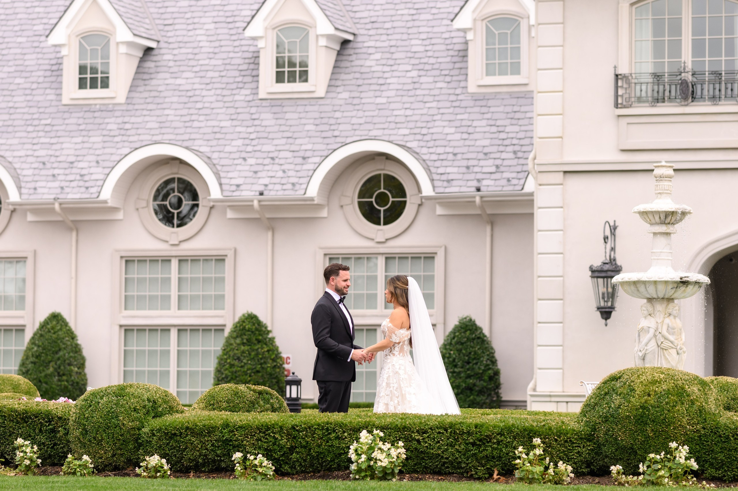 Arianeh & Michael, Park Chateau. Wedding Photo & Video