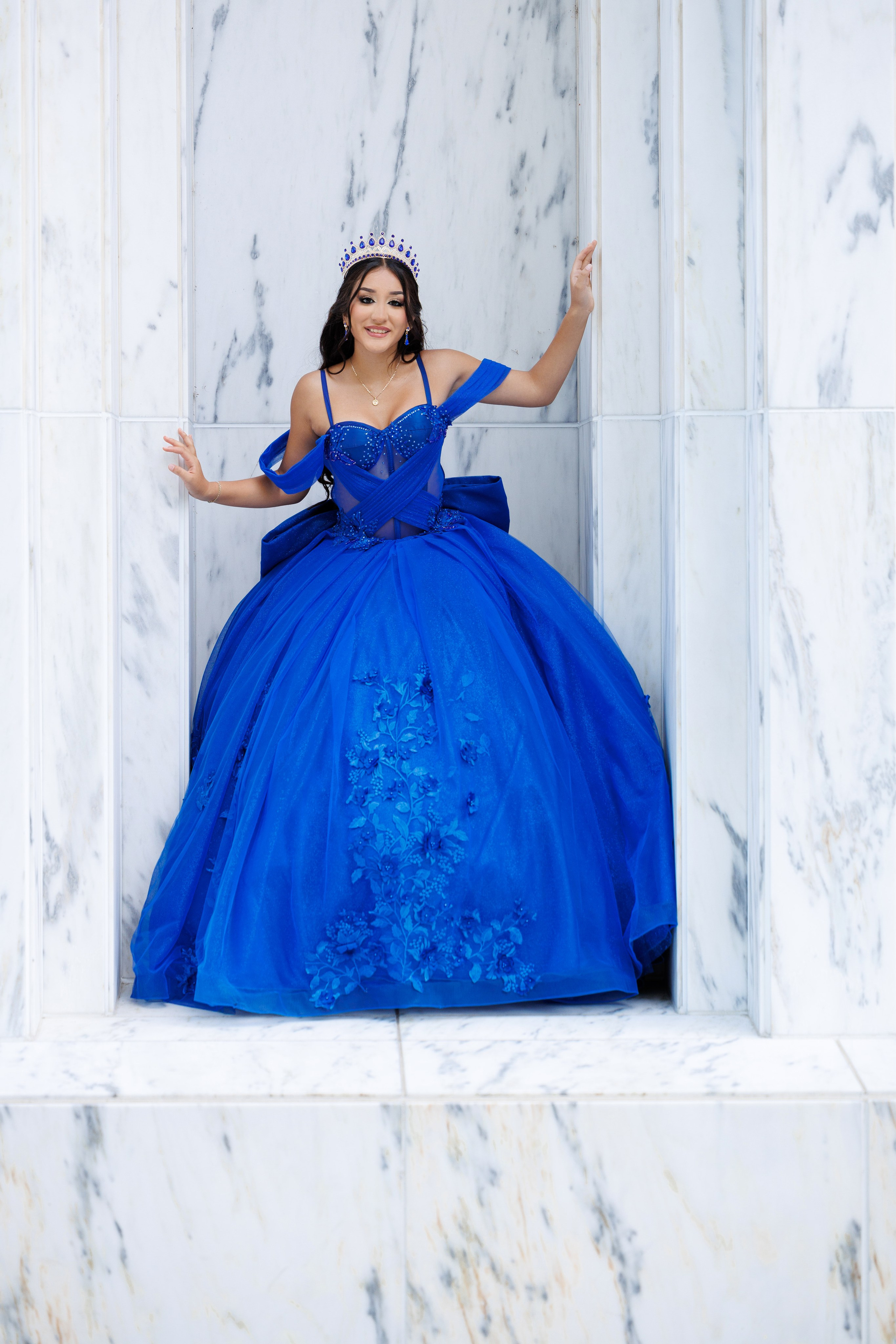 Marjorie XV. Hector Salazar Photography | Quinceanera, Wedding & Family Photographer in Oregon, and Washington