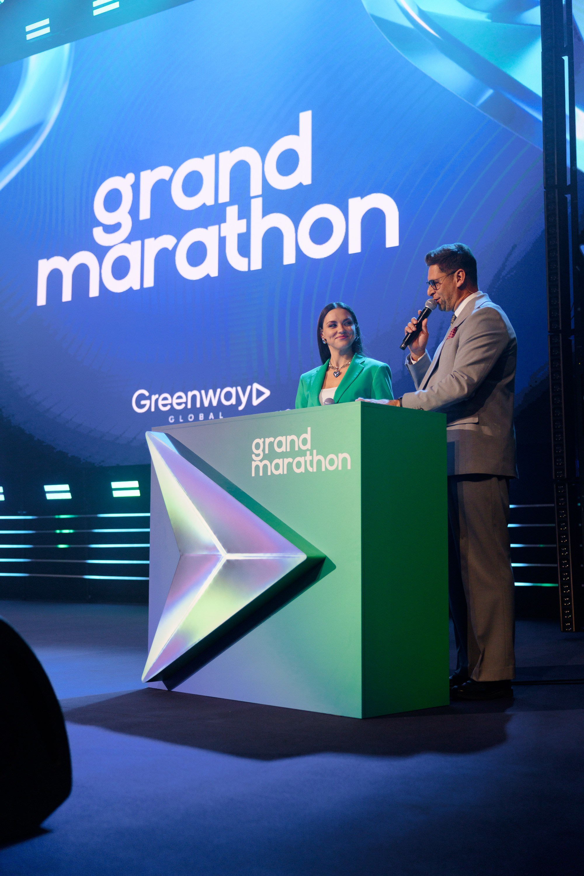 Grand Marathon Greenway Global 2026, 3000 человек Лужники. Лена Чайка Ведущая Москва