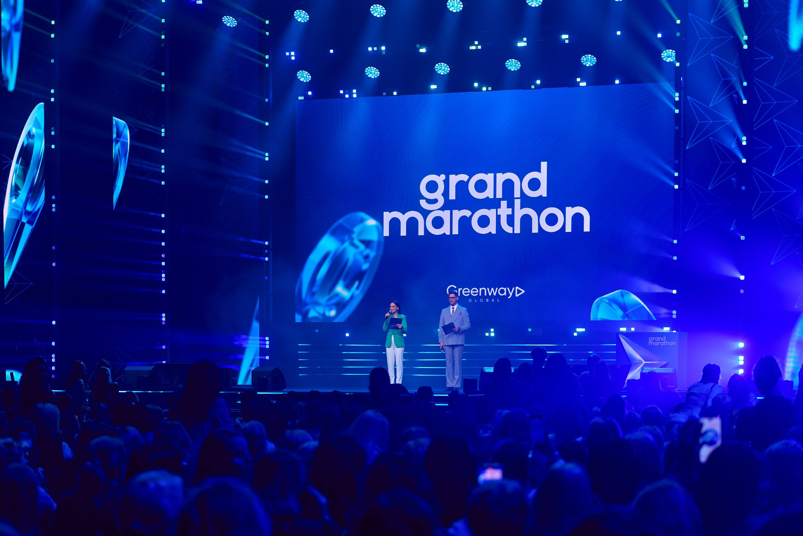 Grand Marathon Greenway Global 2026, 3000 человек Лужники. Лена Чайка Ведущая Москва