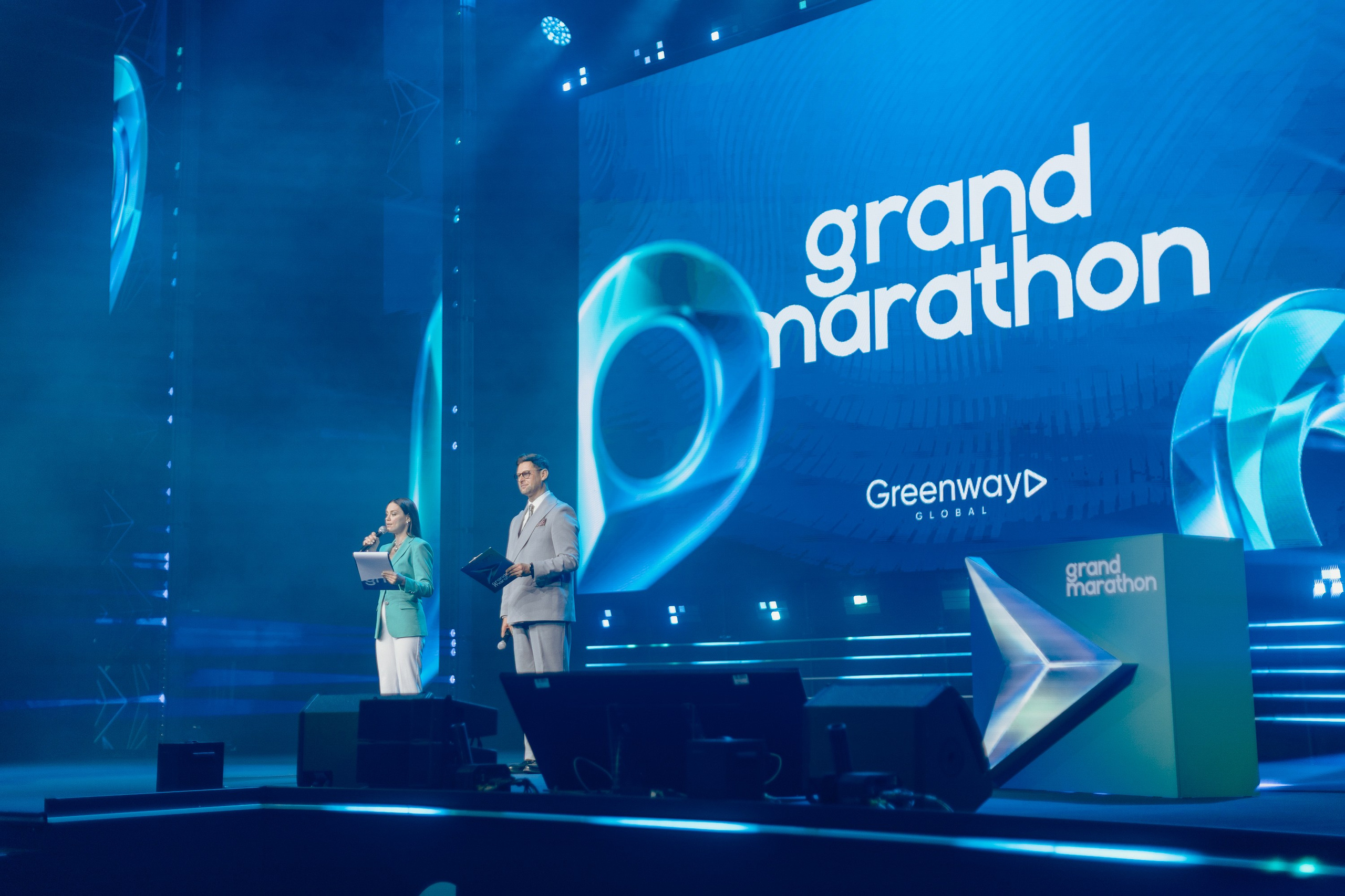 Grand Marathon Greenway Global 2026, 3000 человек Лужники. Лена Чайка Ведущая Москва