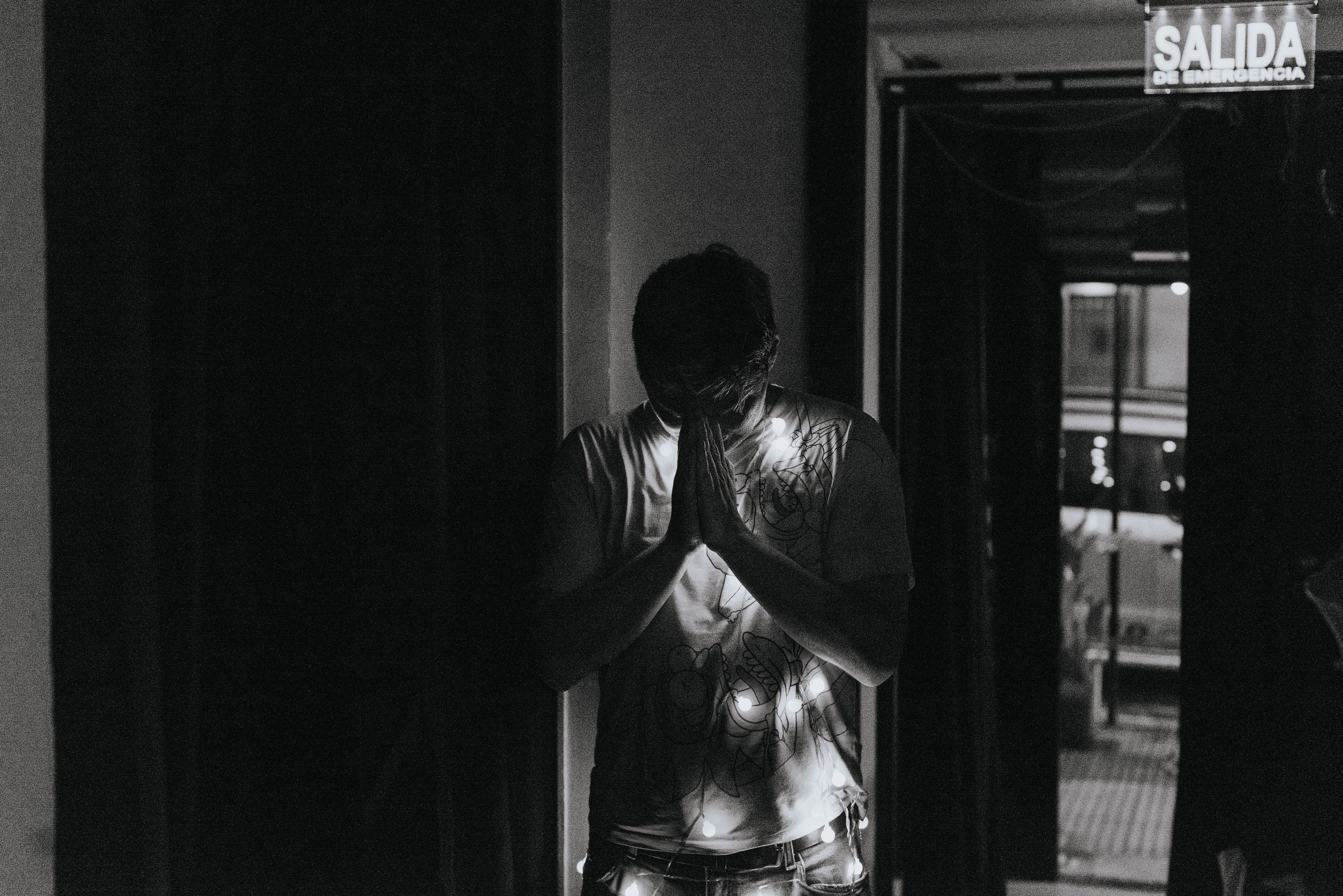 Анонс. Полковник и птицы. Фотограф @elmirkami в городе Буэнос-Айрес