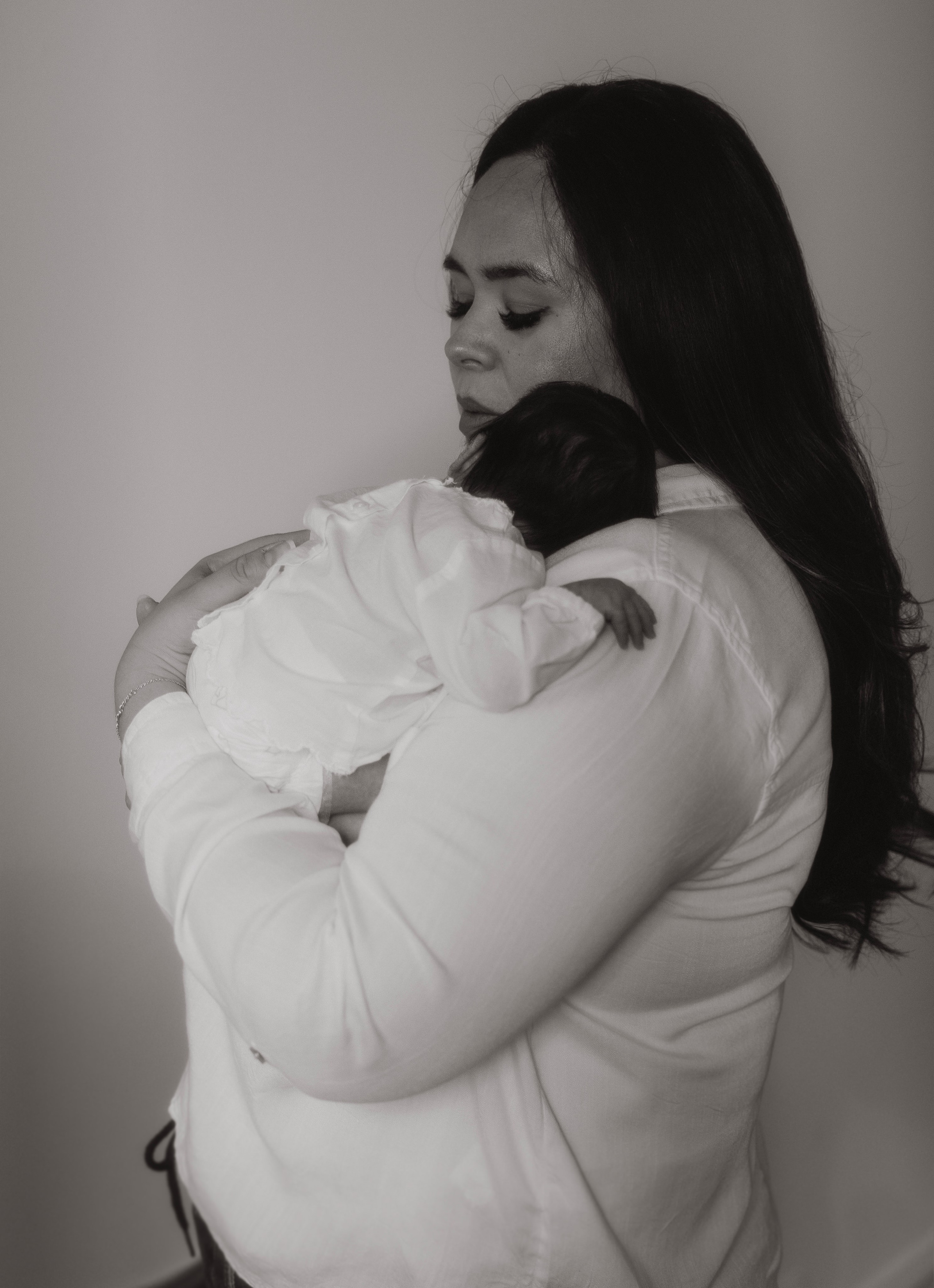 VICTORIA & VALENTINA