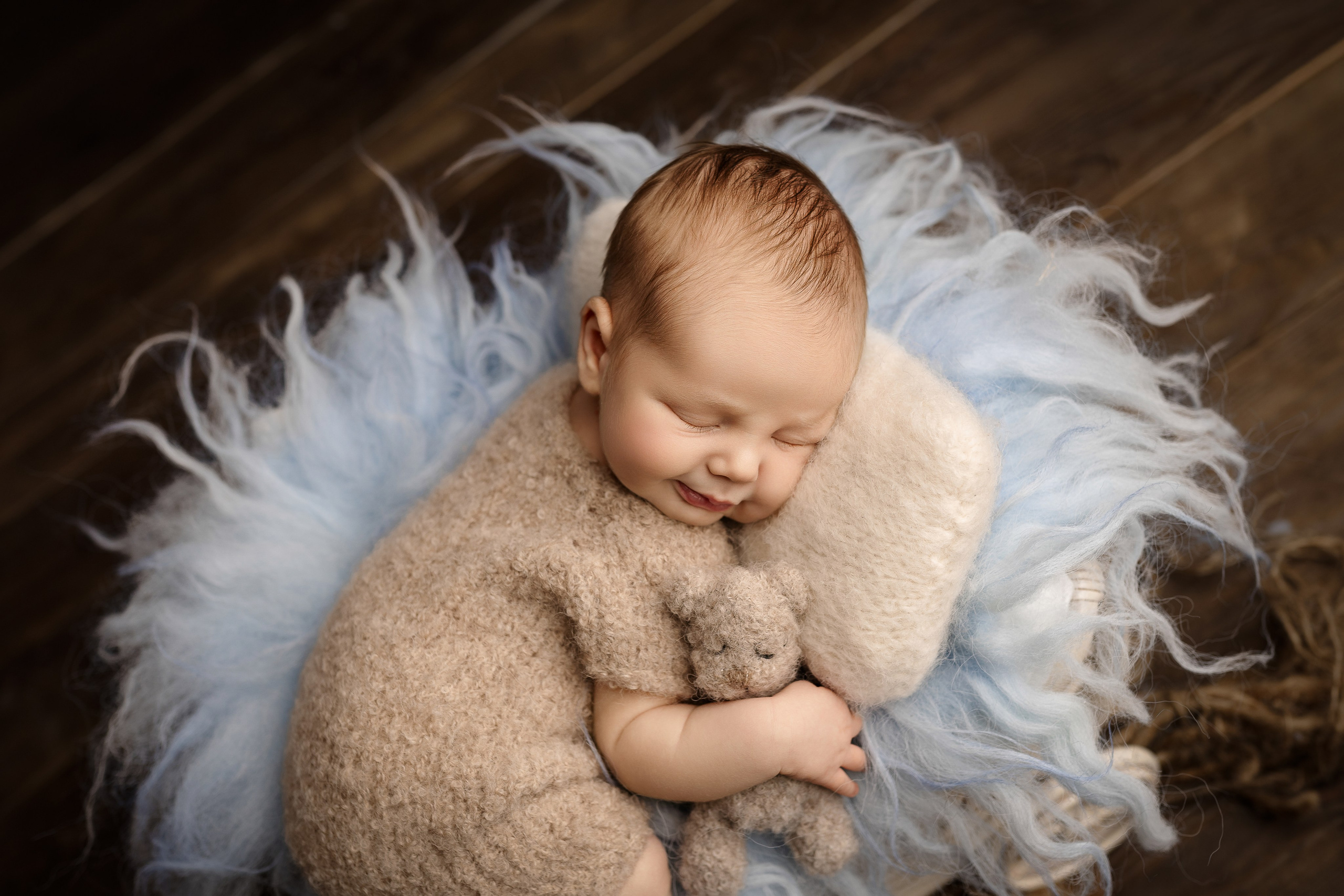 Esu Aleksandra naujagimių ir kudikių fotografė iš Vilniaus