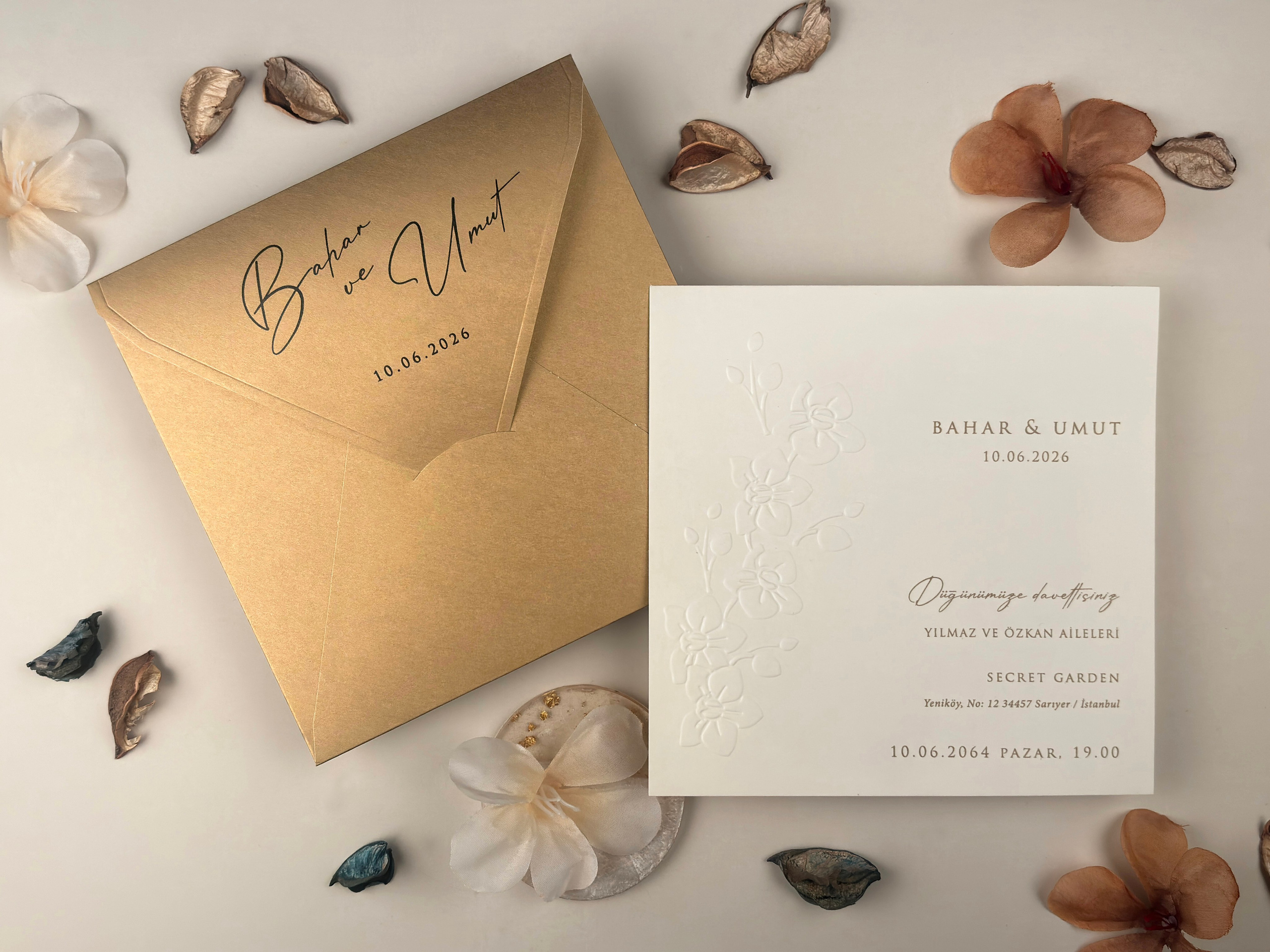 Invitații Elegante și Refined: Catalogul Ellite | Nunta, Petreceri, Evenimente Corporate.- invitații nuntă  - modele invitații nuntă  - invitații nuntă 2025  - invitații de nuntă elegante  - invitații de nuntă personalizate  - invitații nuntă online  - invitații nuntă handmade  - catalog invitații nuntă  - invitații originale nuntă  - invitații de nuntă moderne  - invitații nuntă vintage  - invitații nuntă rustice  - invitații nuntă clasice  - design invitații nuntă  - invitații de nuntă cu tematică.- invitații nuntă florale  - invitații nuntă boho  - invitații nuntă aurii  - invitații nuntă minimaliste  - invitații nuntă cu sigiliu  - invitații nuntă cu acuarelă  - invitații nuntă cu fotografie  - invitații nuntă cu inițiale  - invitații nuntă elegante alb-negru  - invitații nuntă cu hârtie texturată  - invitații nuntă cu decupaj laser  - invitații nuntă cu flori uscate. - print invitații nuntă  - invitații nuntă personalizate cu numele mirilor  - invitații nuntă cu plic inclus  - invitații nuntă cu cartolină dublă  - invitații nuntă calitate premium  - invitații nuntă ieftine  - invitații nuntă rapide.- invitații nuntă România  - invitații nuntă București / Botoșani . Iași suceava- invitații nuntă cu livrare în țară  - invitații nuntă online România.- „Invitație de nuntă elegantă cu design floral și plic crem”  - „Model de invitație de nuntă vintage cu sigiliu de ceară”  - „Set complet invitații de nuntă personalizate cu inițialele mirilor”  - „Invitație de nuntă modernă cu design minimalist și text negru pe fundal alb”  - „Invitație de nuntă rustică pe hârtie kraft cu șnur de iută”  - „Invitație de nuntă cu decupaj laser și detalii aurii” - „Invitație de nuntă în stil boho cu imprimeu floral colorat”  - „Invitație romantică de nuntă cu flori uscate și panglică din satin”  - „Invitație de nuntă clasică cu monogramă și font caligrafic”  - „Invitație de nuntă în stil glamour cu folie aurie și text embosat”- „Model de invitație de nuntă 2025 cu design elegant și font modern”  - „Cele mai noi invitații de nuntă 2025 – stil floral, sofisticat”