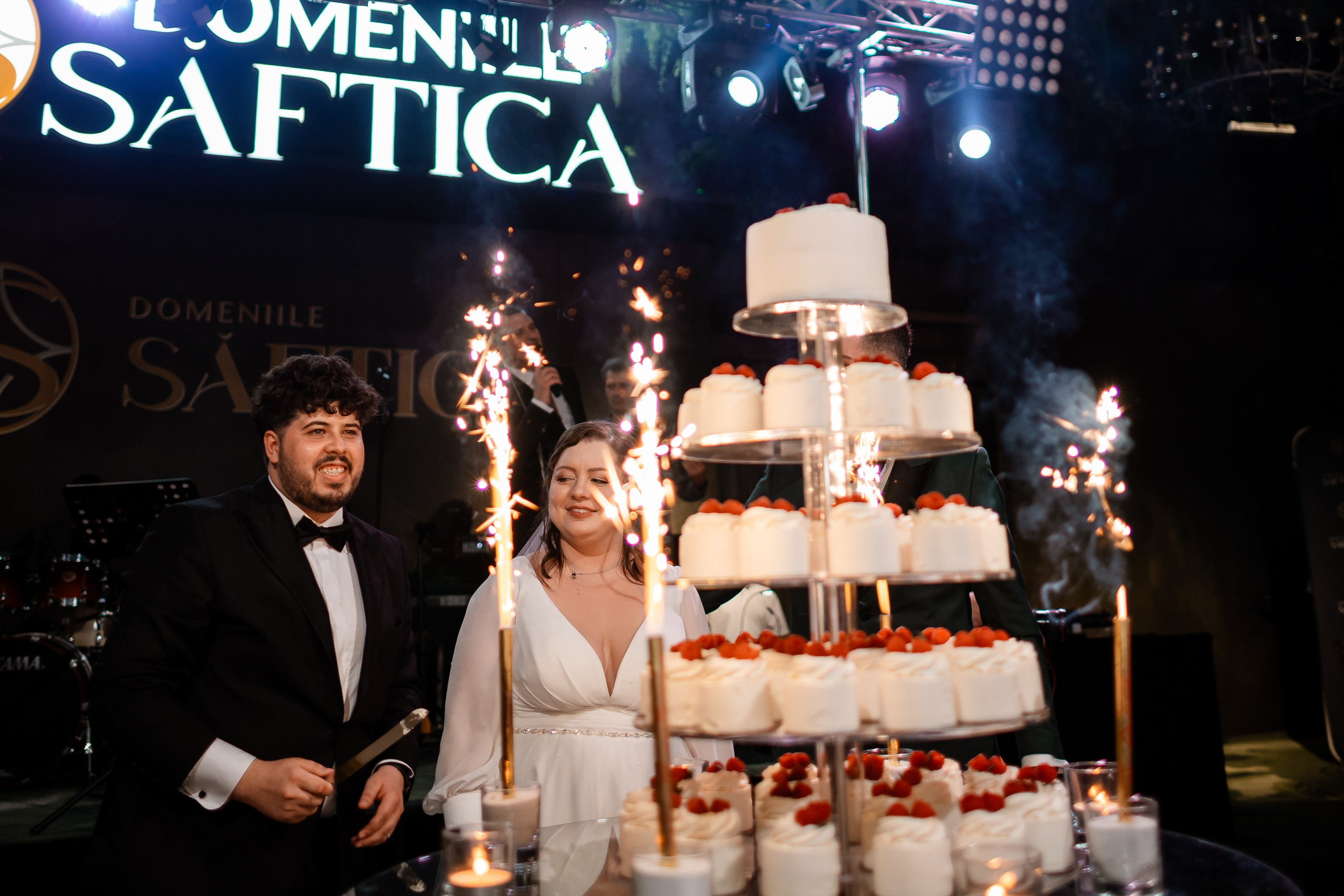 Andreea & Cătălin. Home