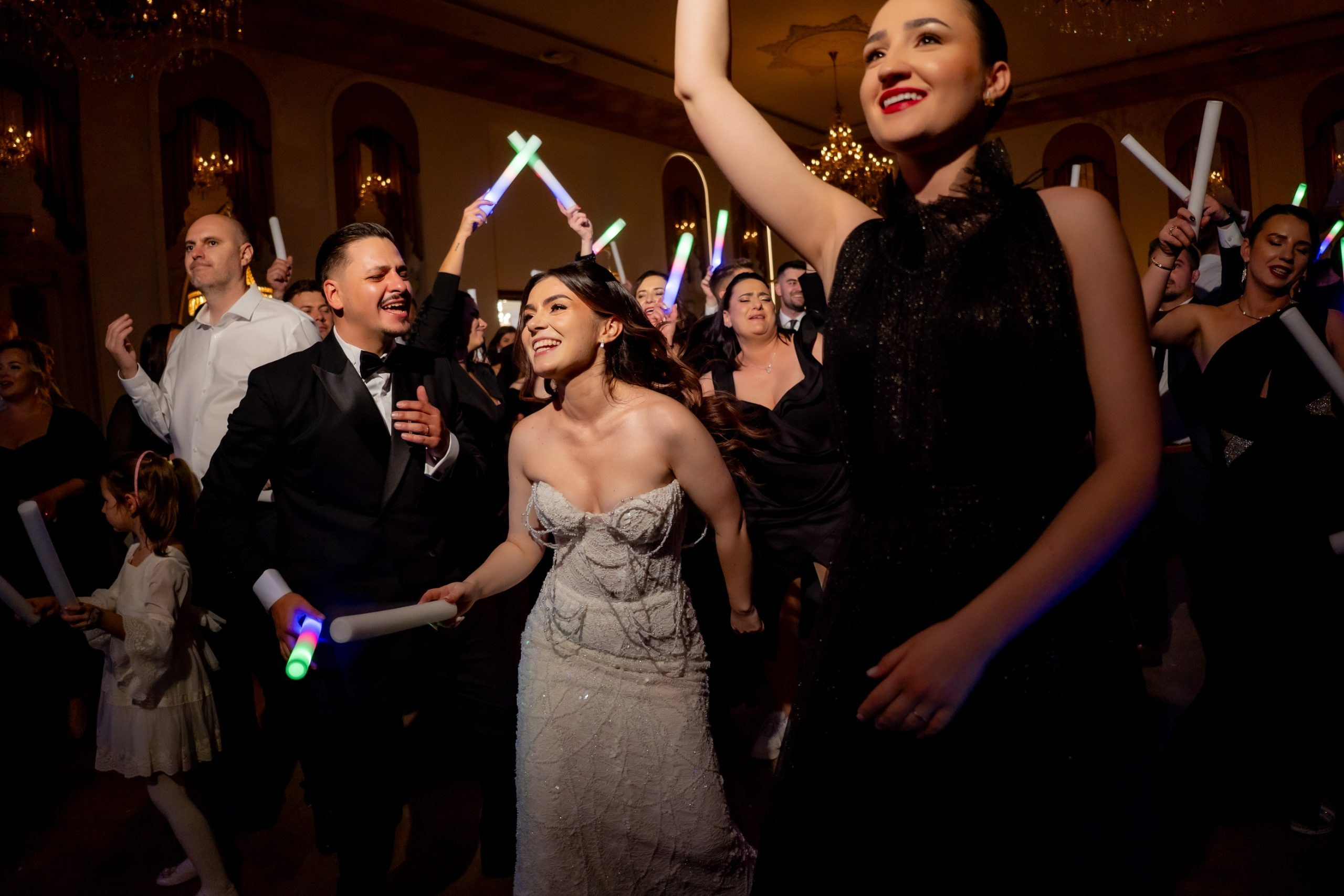 Razvan & Denisa — Ziua nuntii. Mark Fazakas — Wedding Photographer