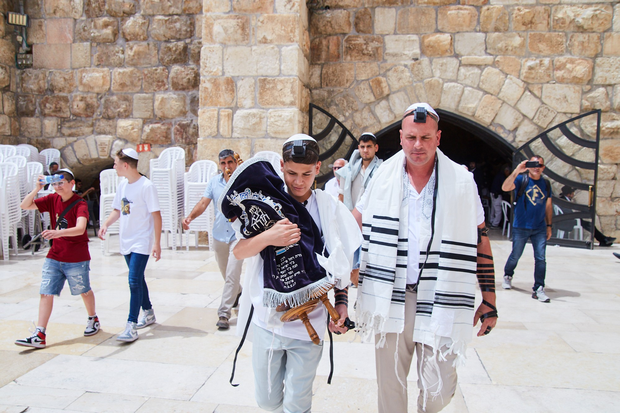 Бар-мицва на Котеле 2. Портретный и репортажный фотограф в Израиле Рома Бирман