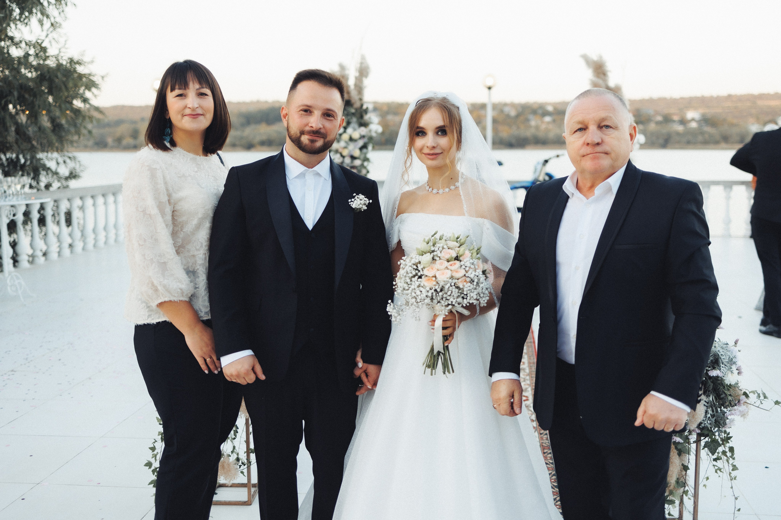 X & S. Fotograful evenimentului tău