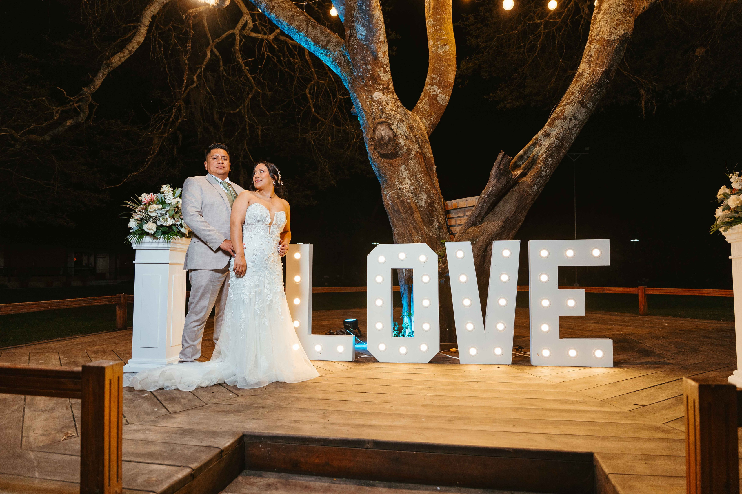 Karol y Jairon. Fotógrafo de bodas en Loja Ecuador | Piero Alvarez PH