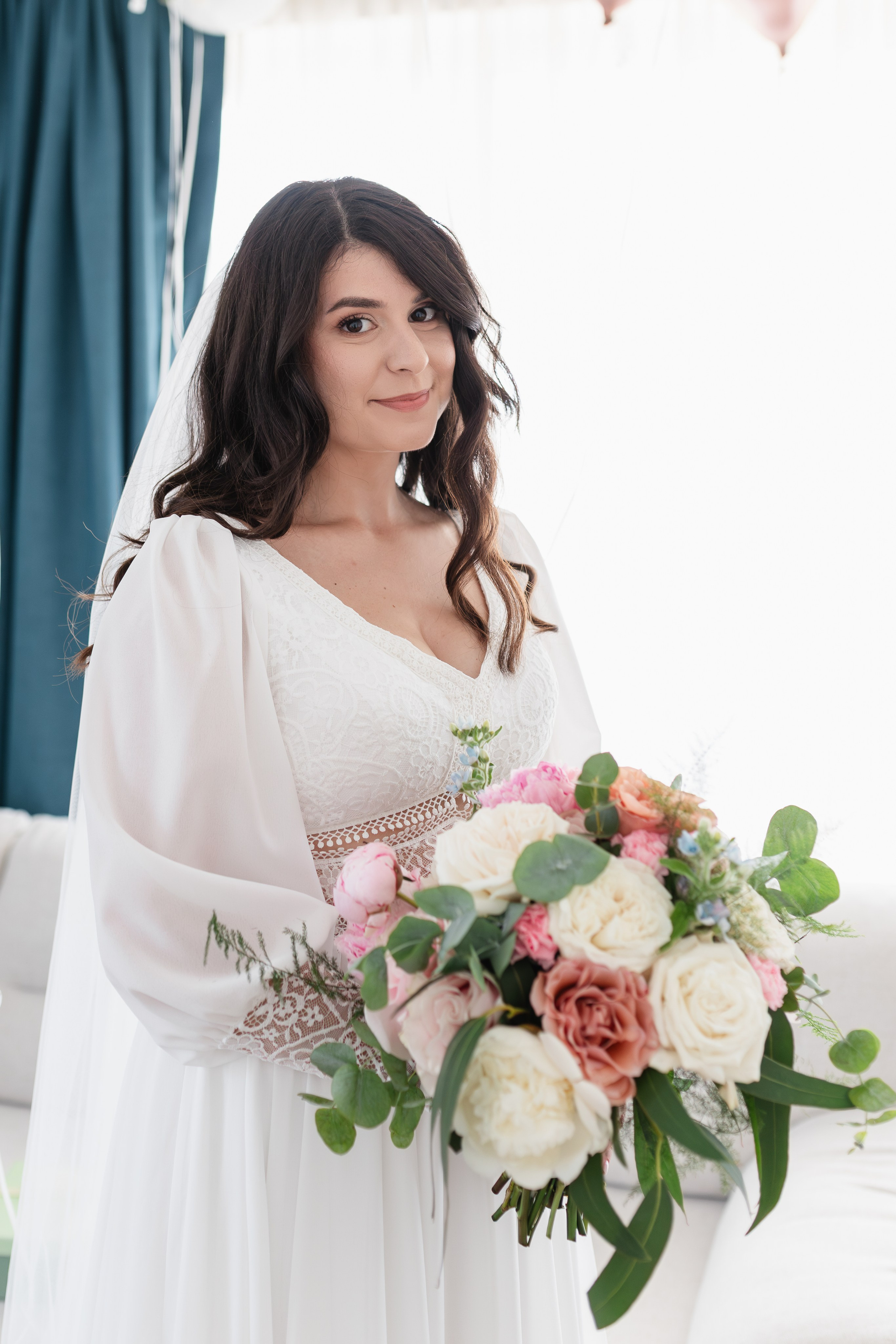 Flori & Cosmin. Main