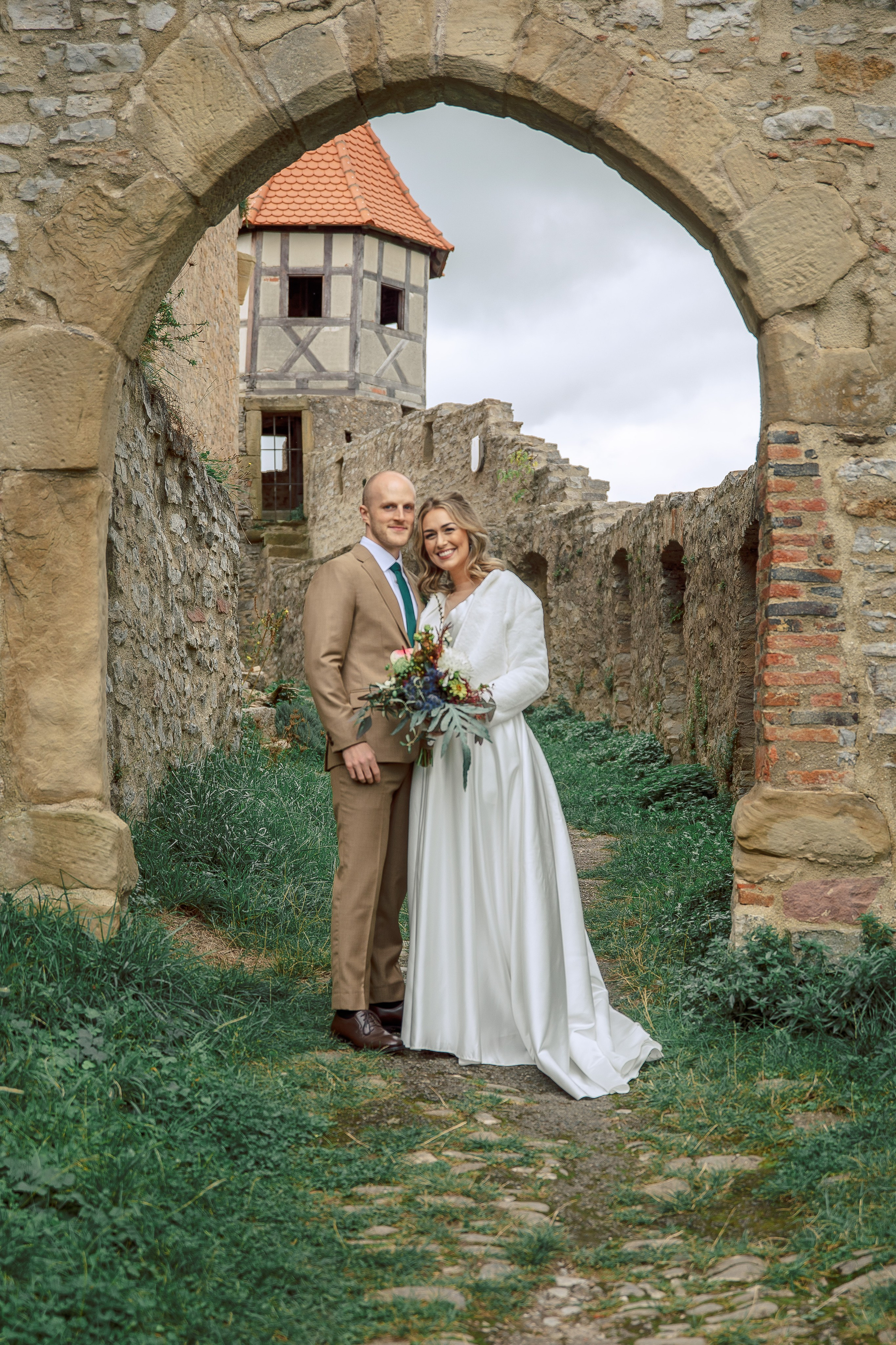 Hochzeit in Burg Hornberg. Fotograf für Hochzeits- und Familienfotos in Buchen (Odenwald) Mosbach