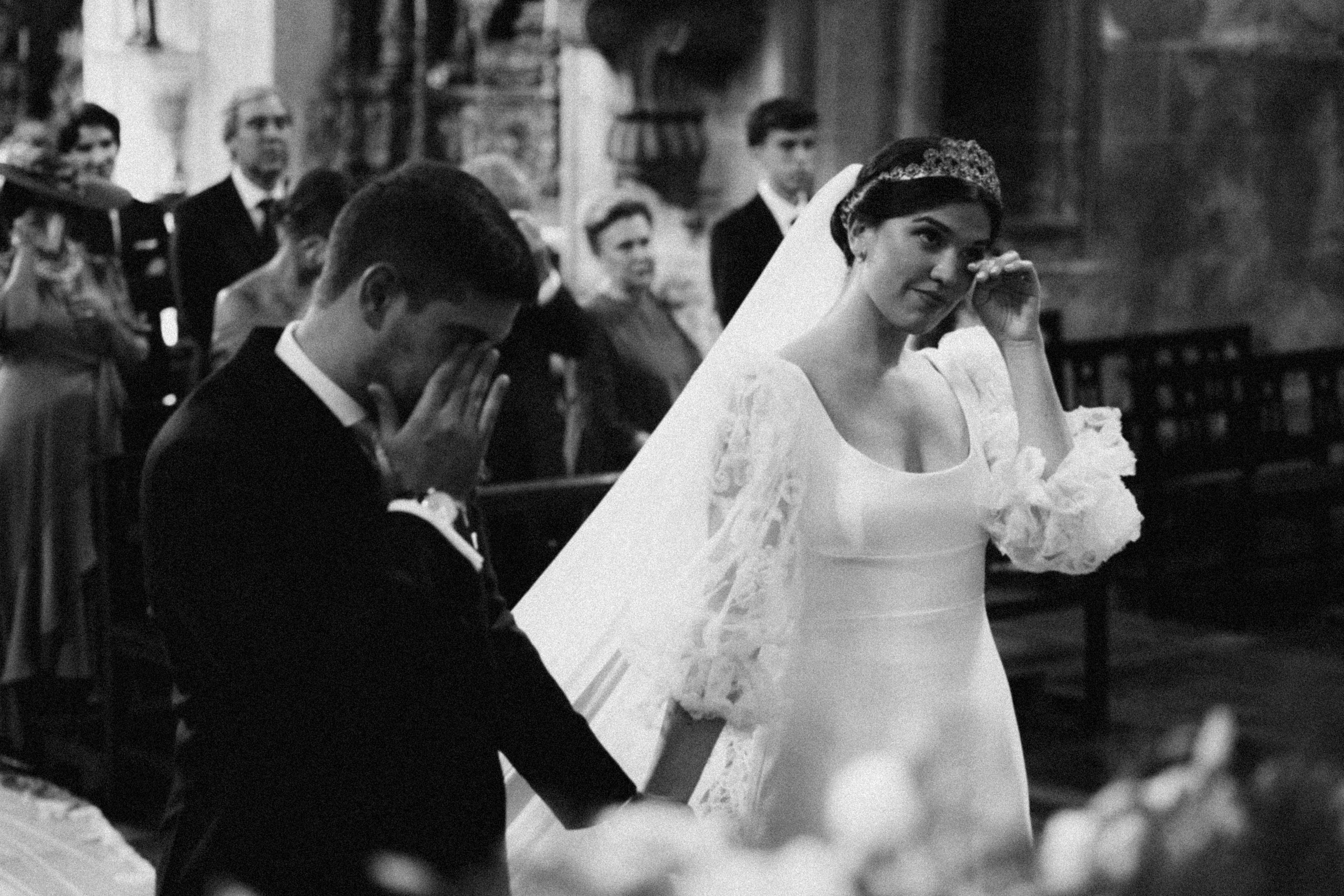 Camila & João at Palacio da Igreja Velha — Guimarães. Lisbon Wedding Photographer | Timeless Documentary Wedding Photography
