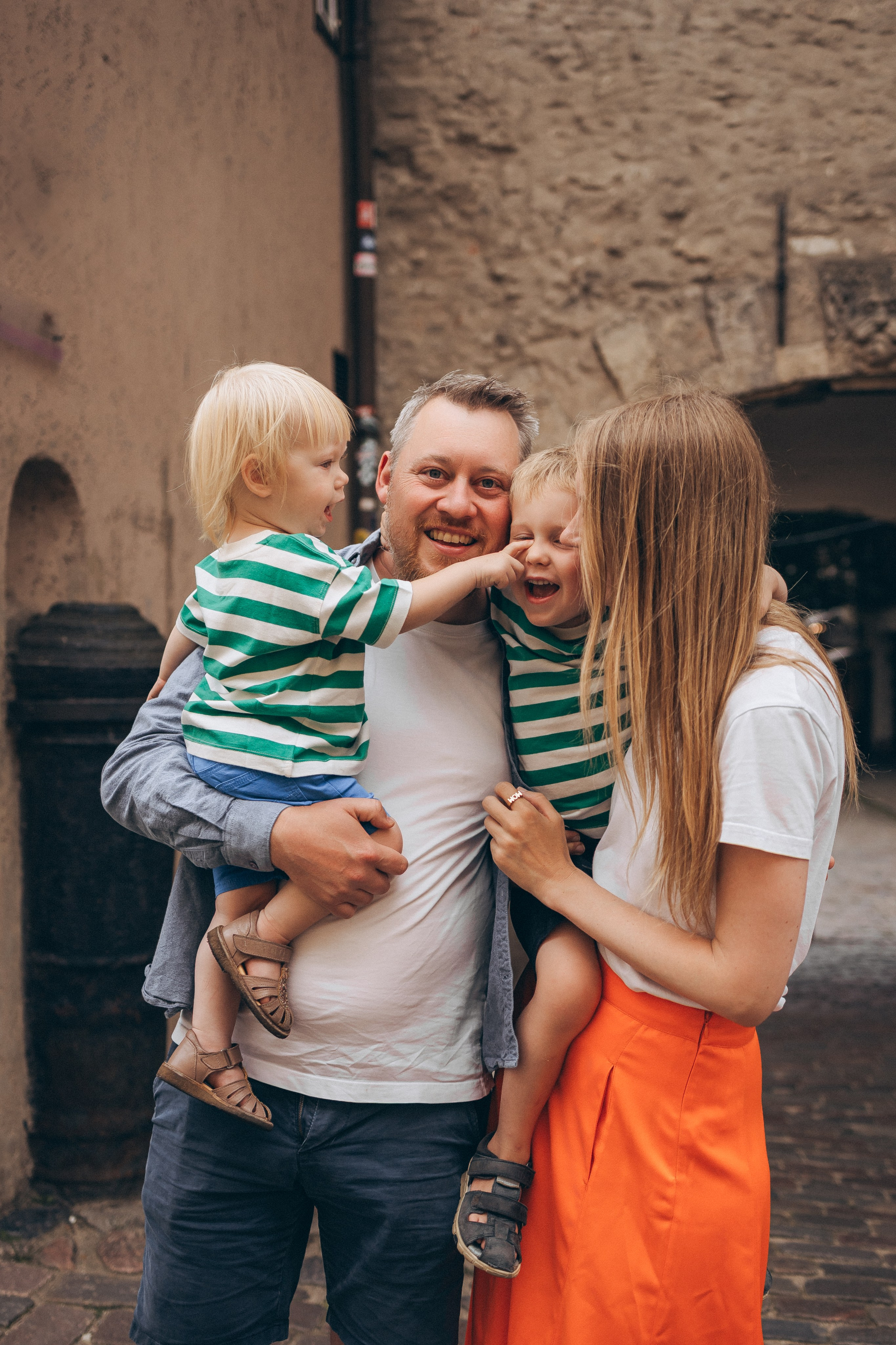 SINTIJAS ģimene. GALVENĀ