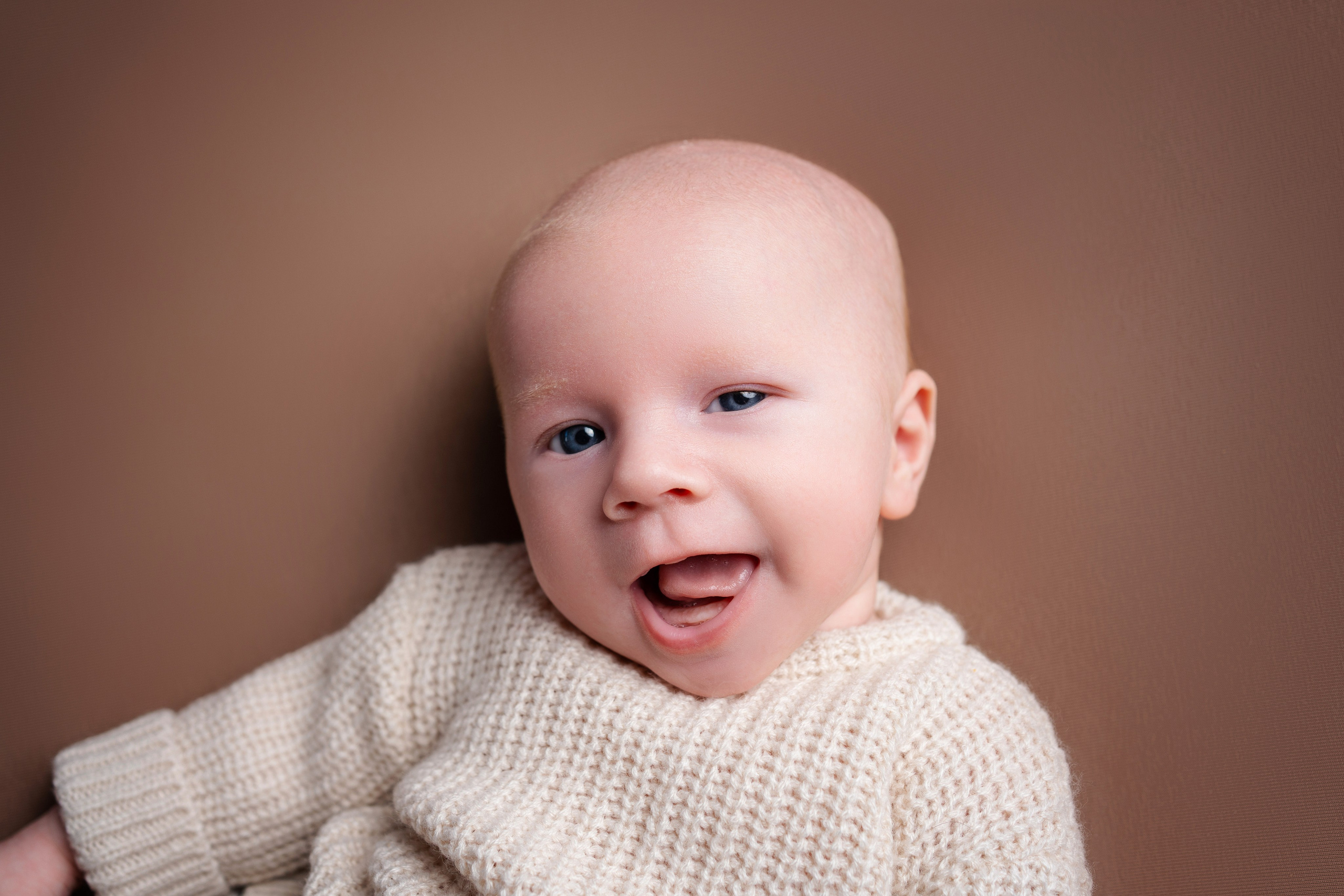 1+1. Neugeborenenfotografin und Retoucher in Augsburg Nastassia Schneider