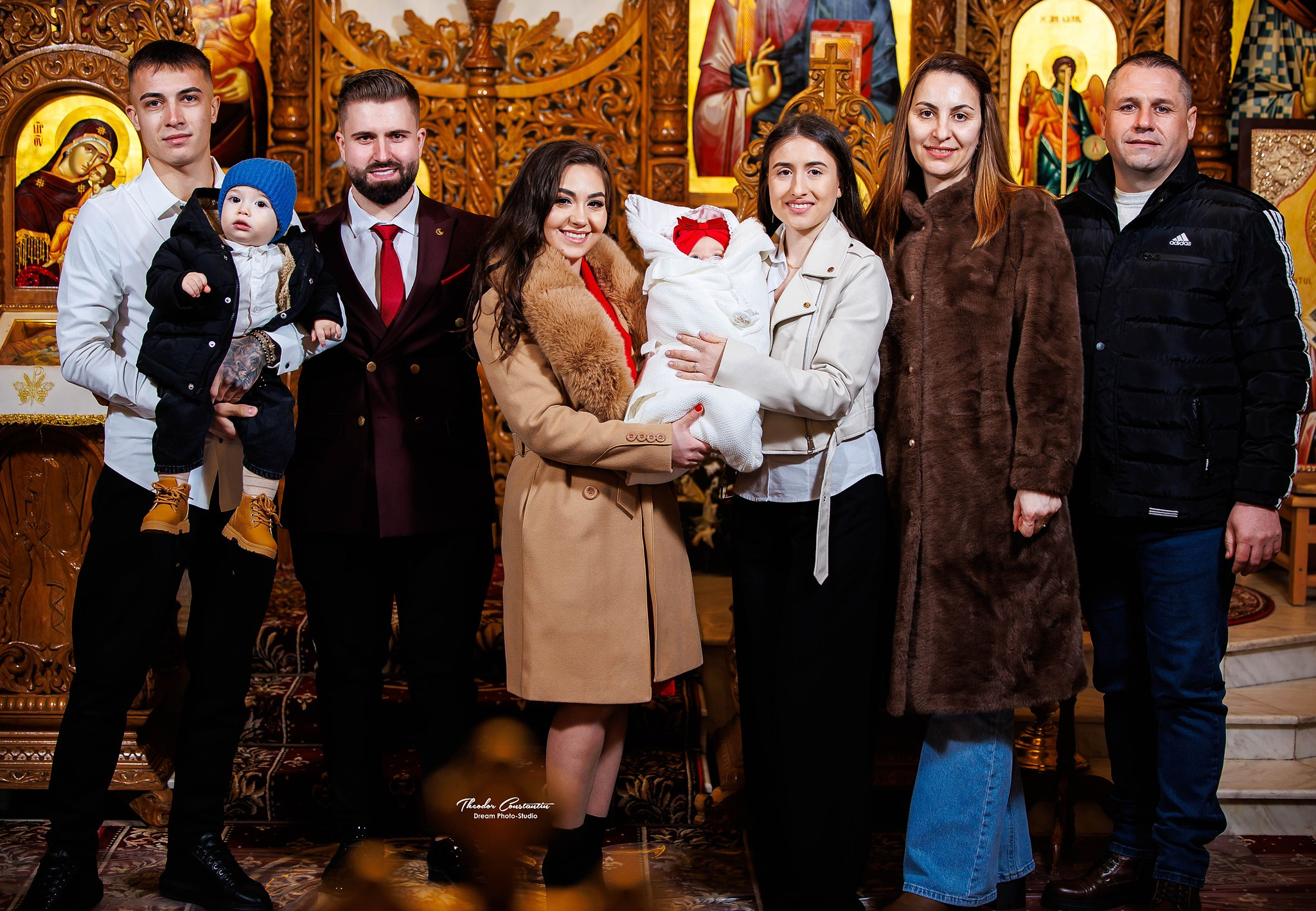 Botez. Dream Studio Galați – ședințe foto profesionale pentru familie, portrete și evenimente
