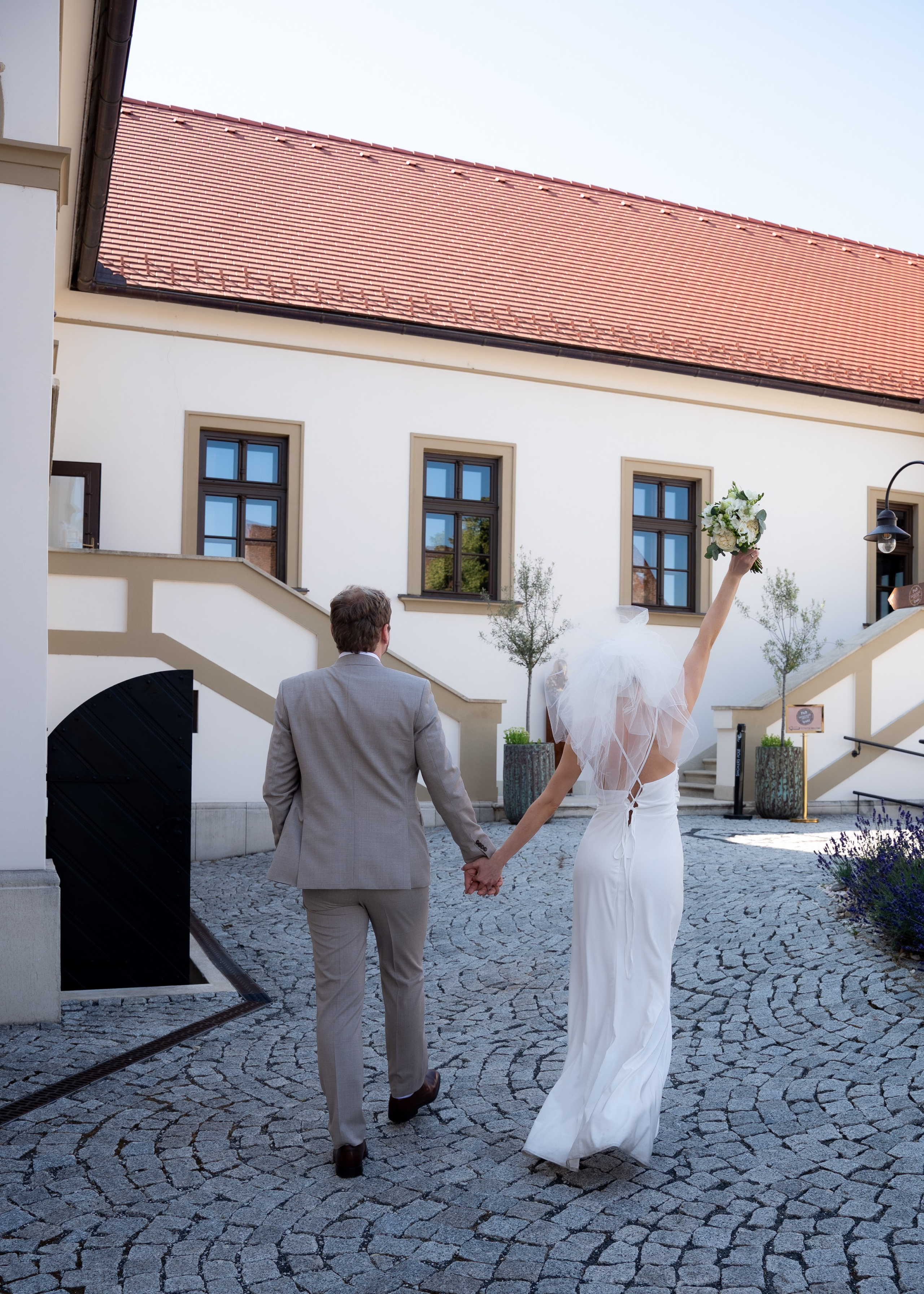 Dmitry & Olga in Svätý Jur. Photo Vienna and Bratislava
