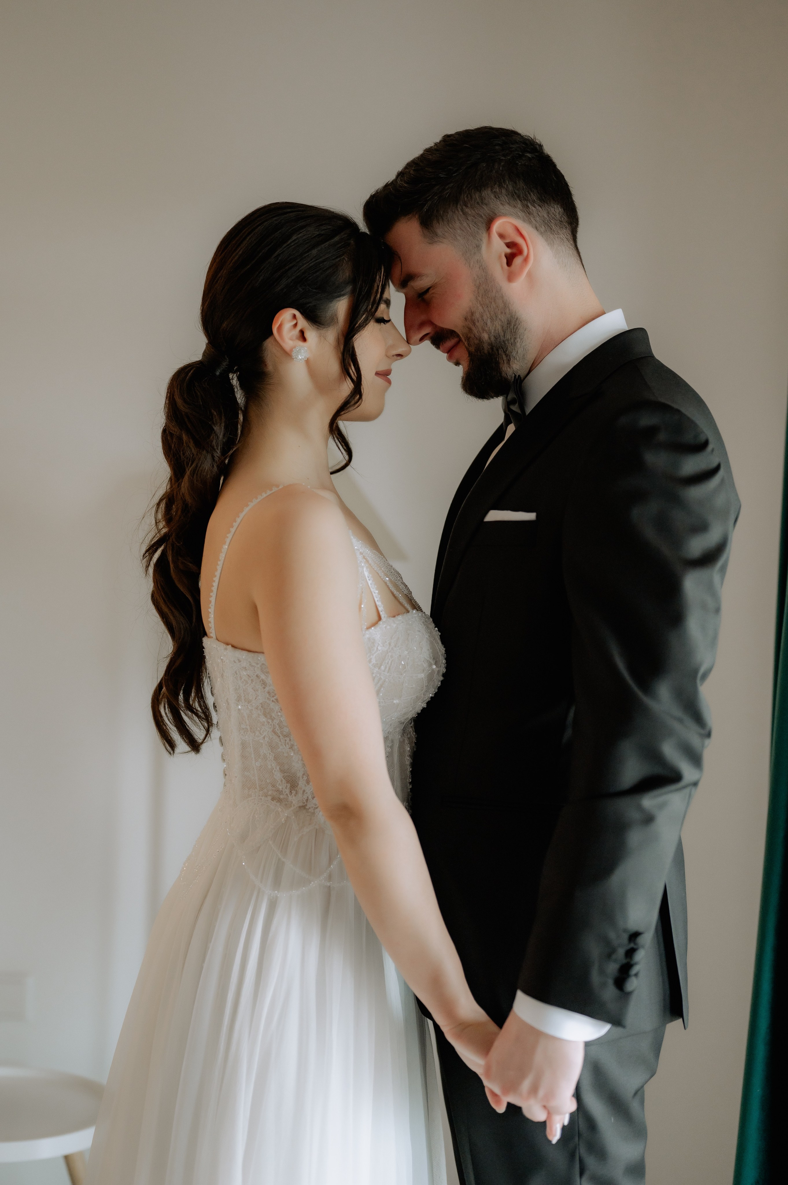 Cum să alegi un fotograf de nuntă în stilul tău. Proud Vision Weddings | Wedding Photography & Film — Servicii profesionale Foto Video Nunta Iasi